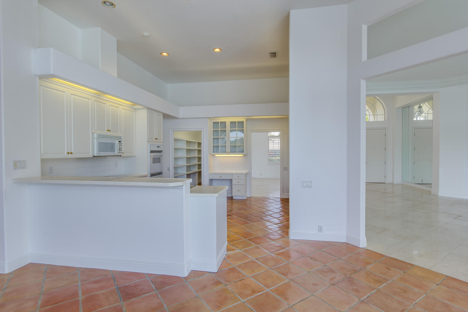 LAKE LORRAINE GARDENS - Residential