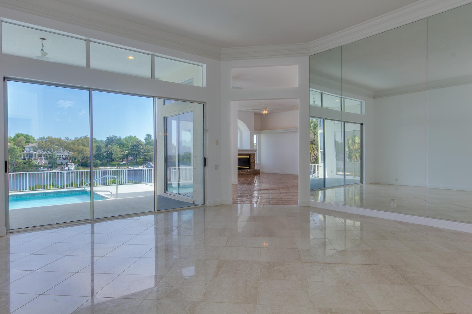 LAKE LORRAINE GARDENS - Residential