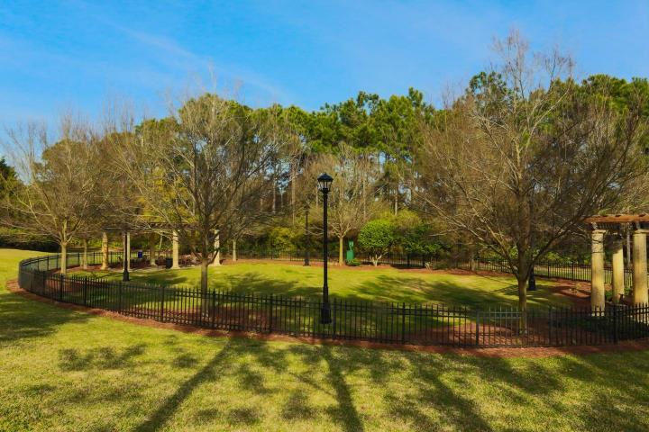 ONE WATER PLACE AT KELLY PLANTATION - Residential