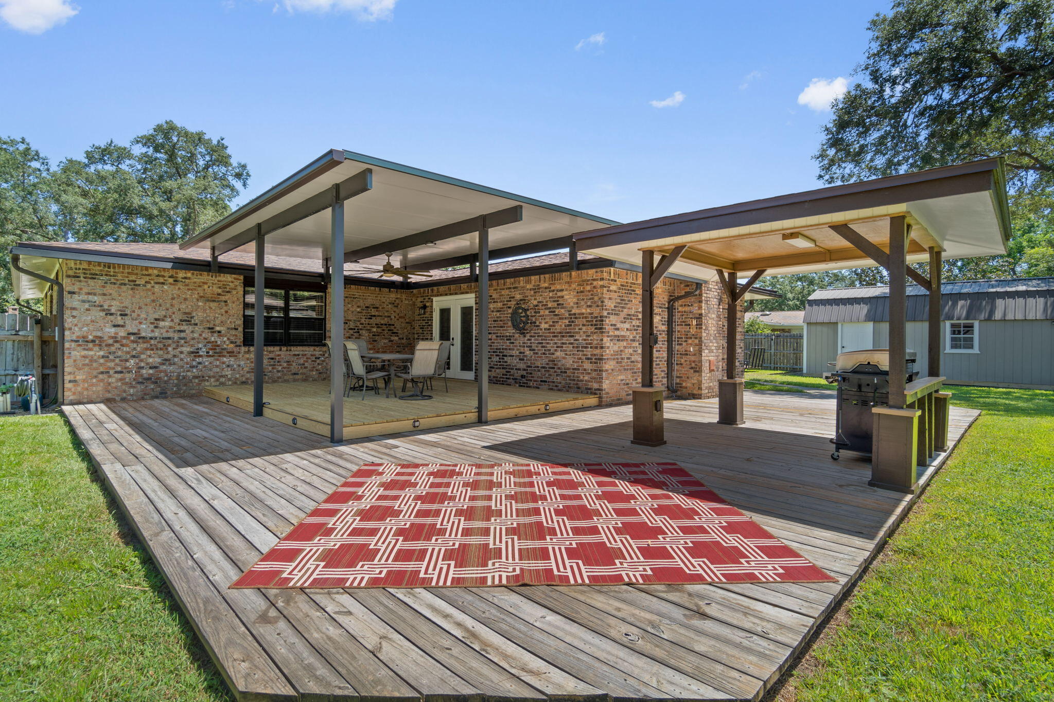 OVERBROOK - Residential