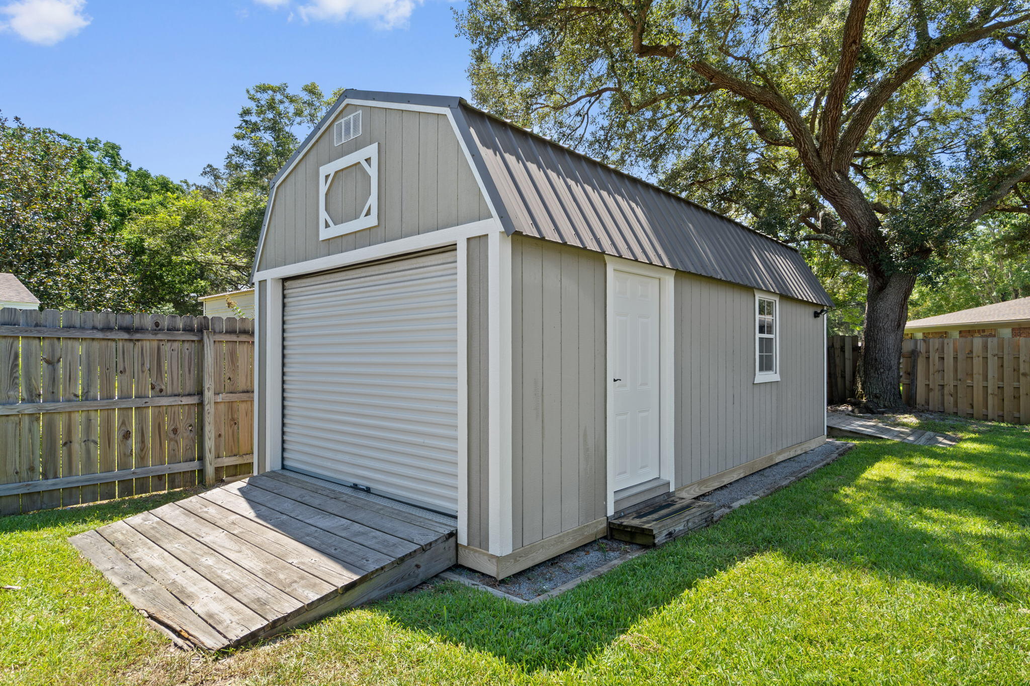 OVERBROOK - Residential