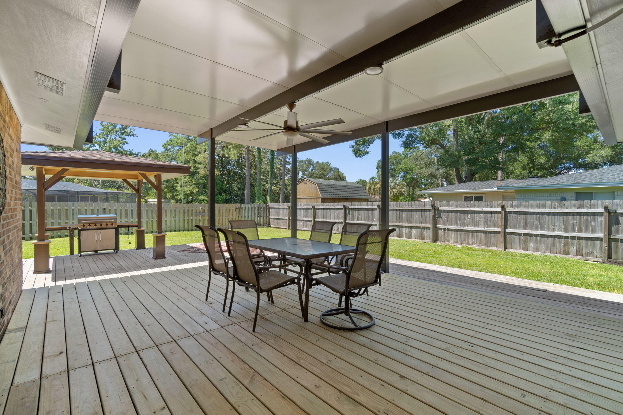 OVERBROOK - Residential