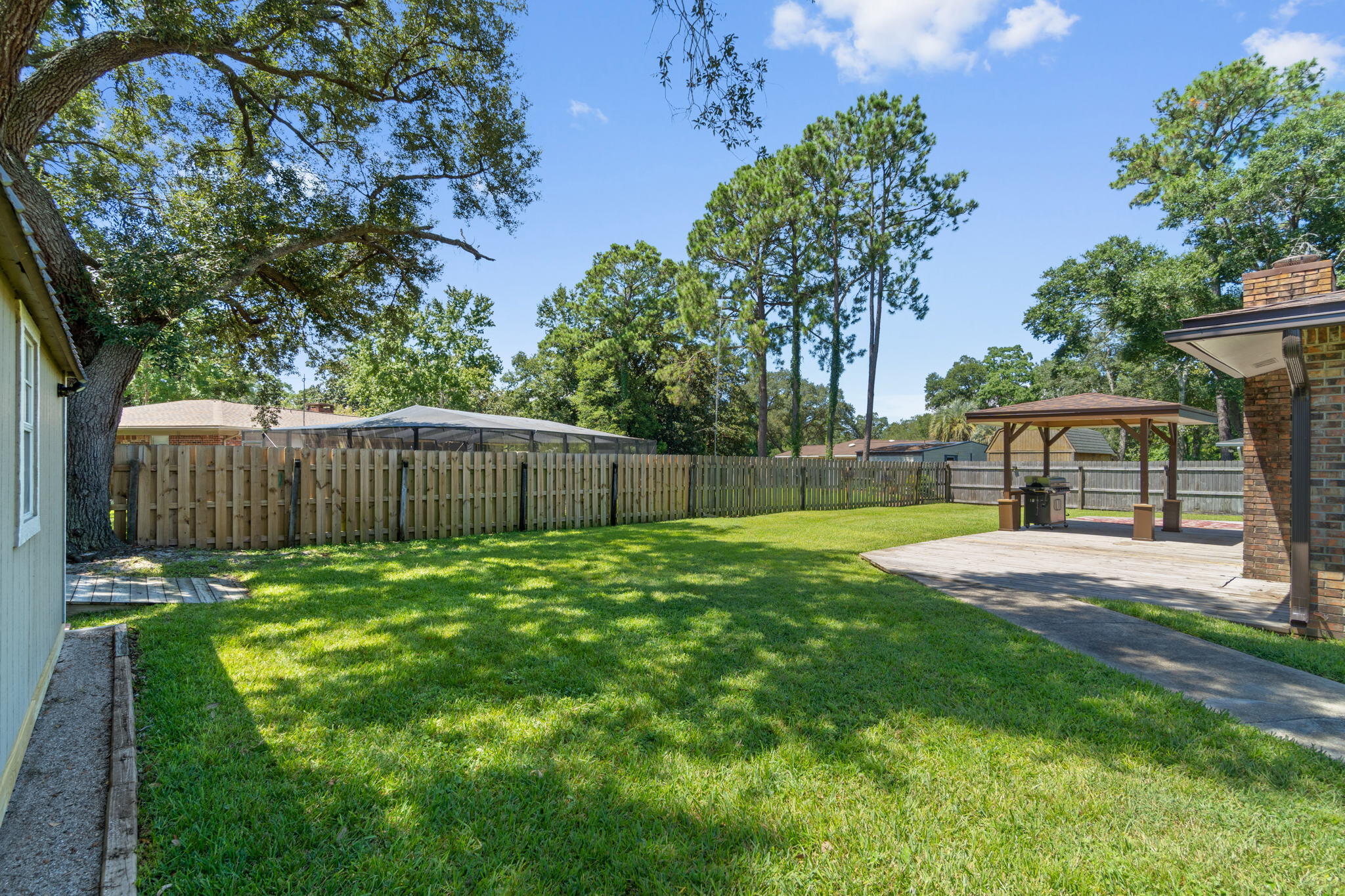 OVERBROOK - Residential