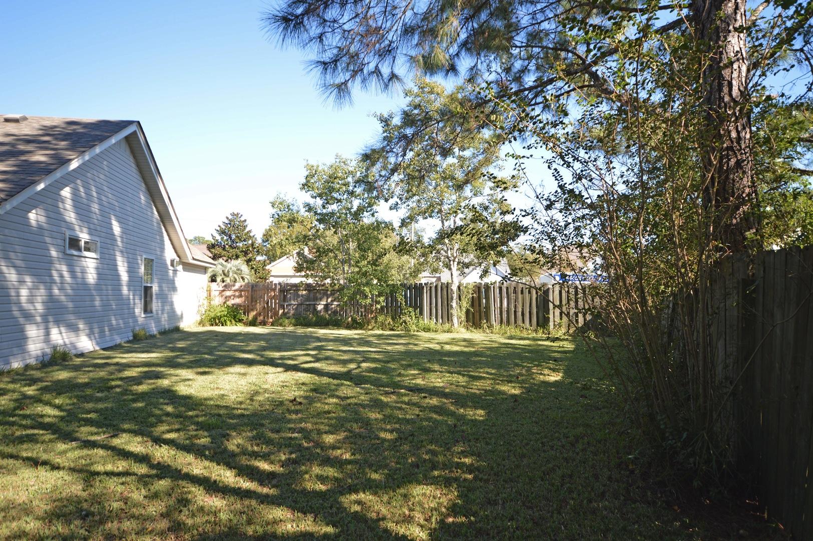 BROOKWOOD ESTATES - Residential