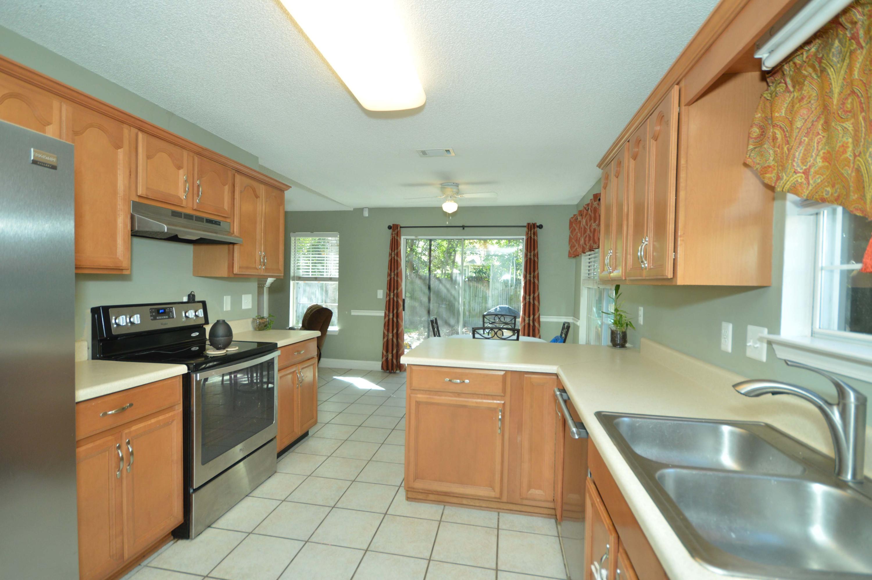 BROOKWOOD ESTATES - Residential