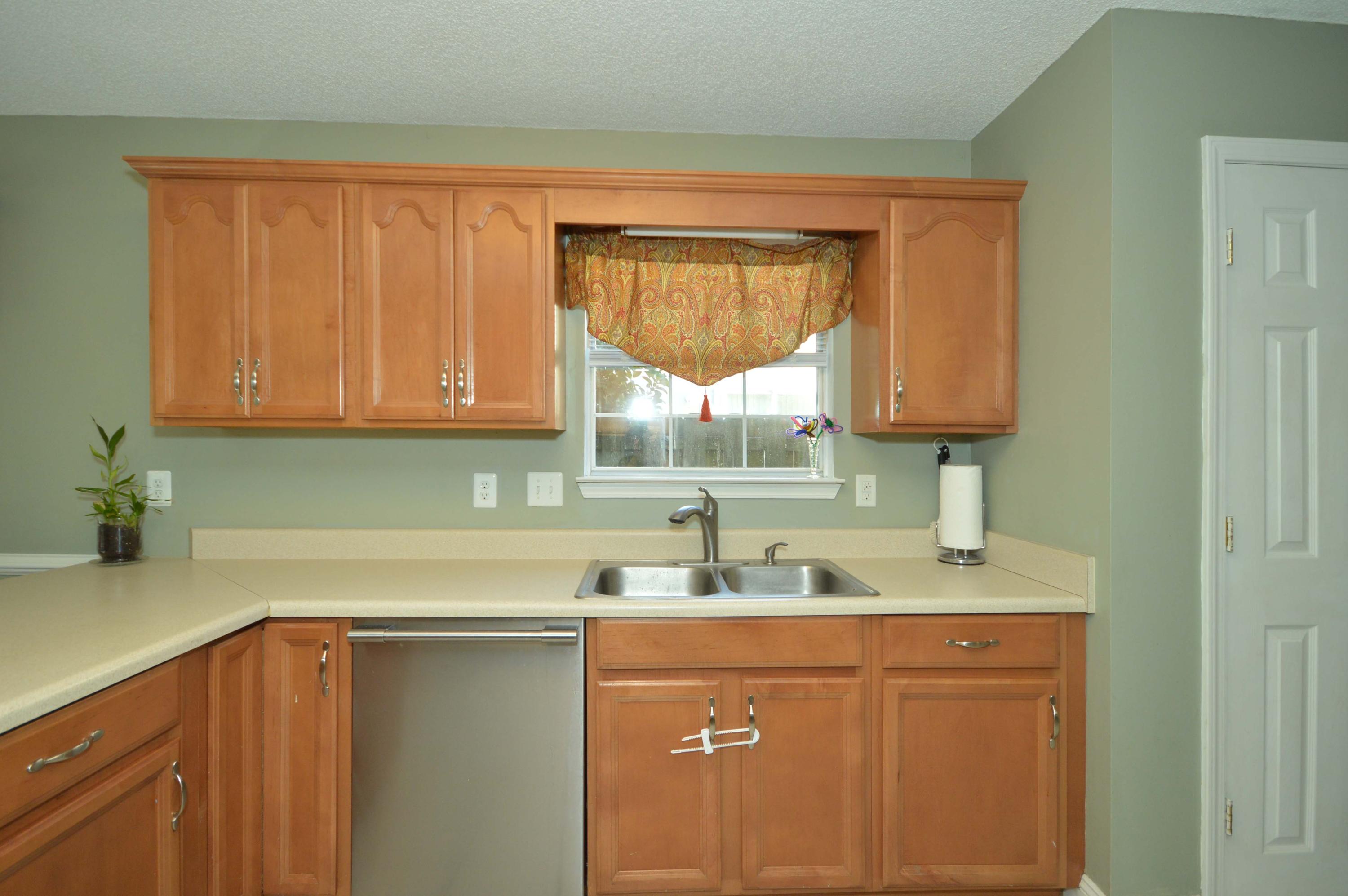 BROOKWOOD ESTATES - Residential