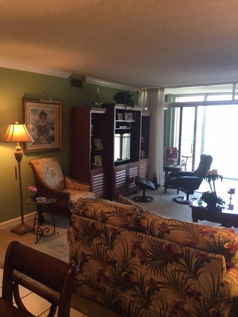 SHORELINE TOWERS 3 - Residential