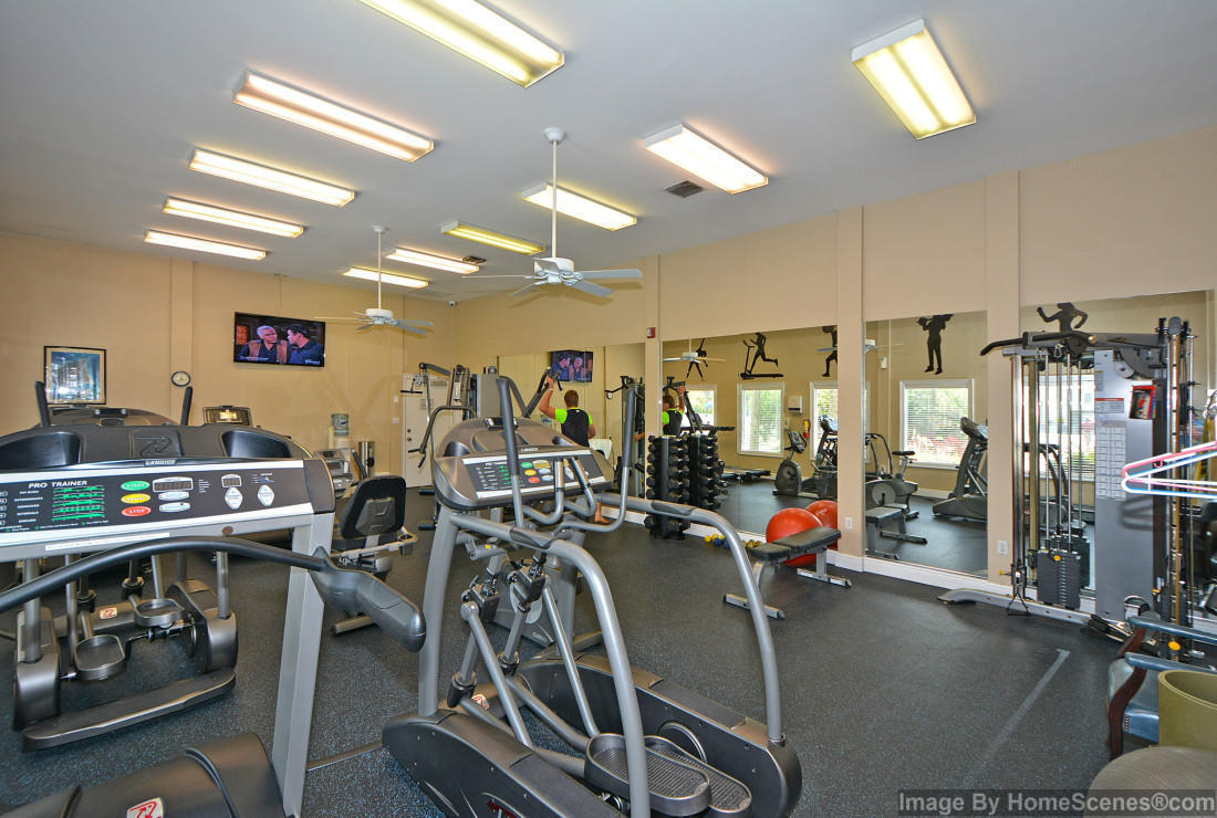 SHORELINE TOWERS 3 - Residential