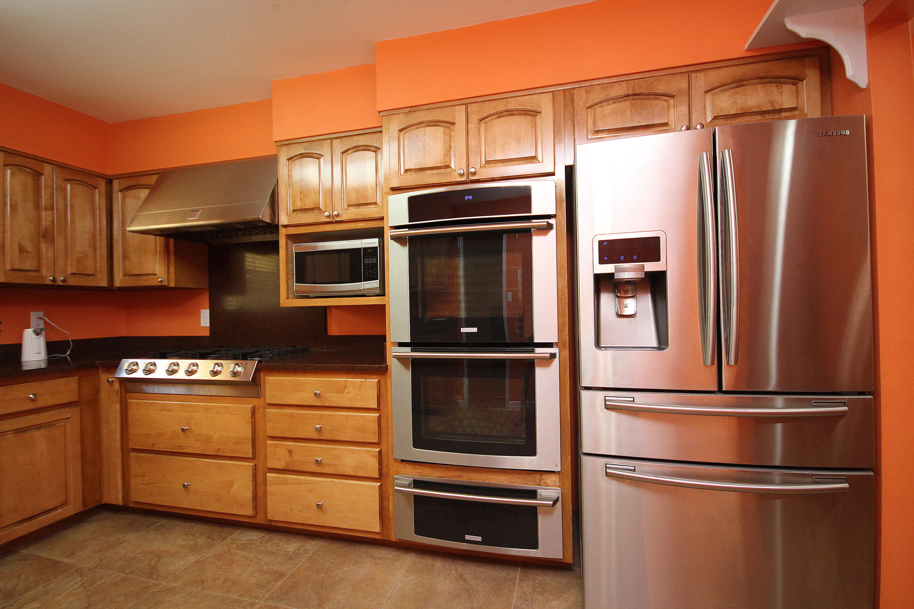 FOREST MANOR - Residential