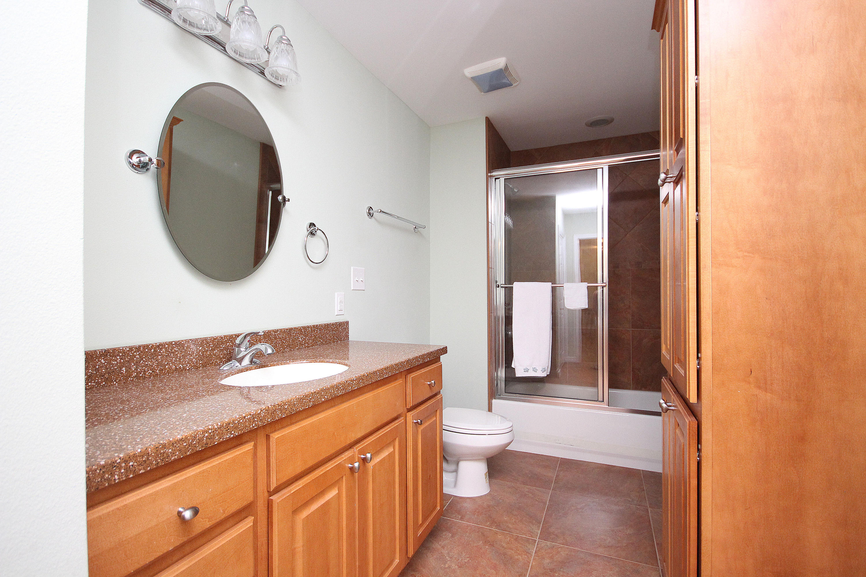 FOREST MANOR - Residential