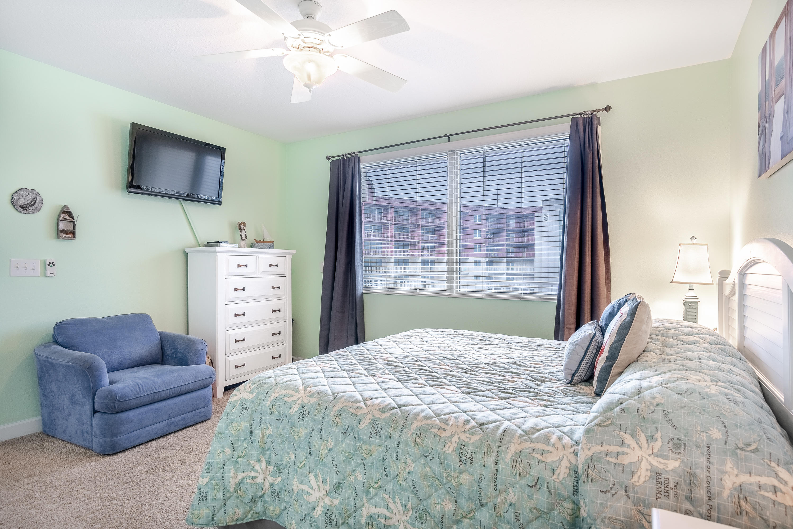 SHORES OF PANAMA - Residential