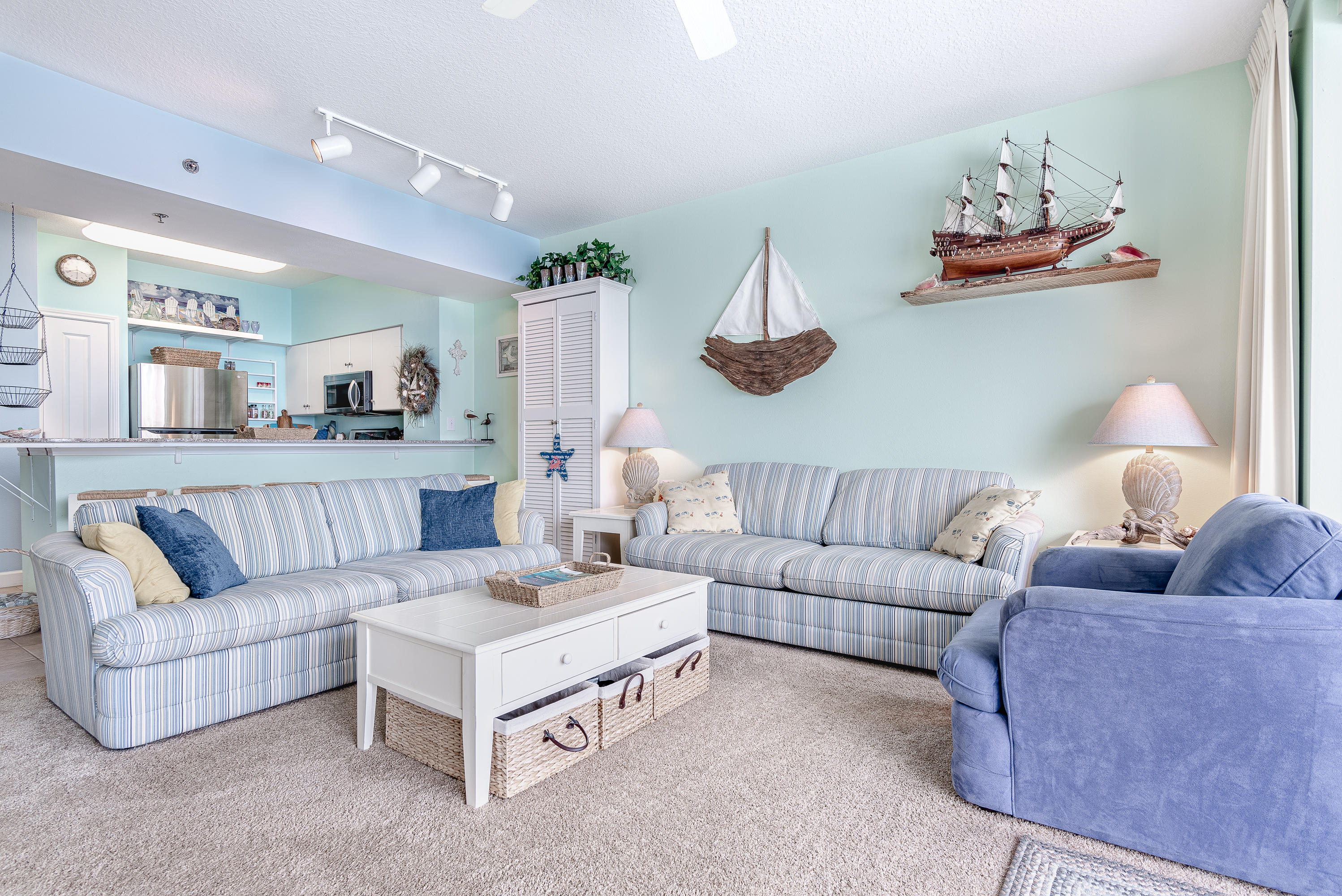 SHORES OF PANAMA - Residential