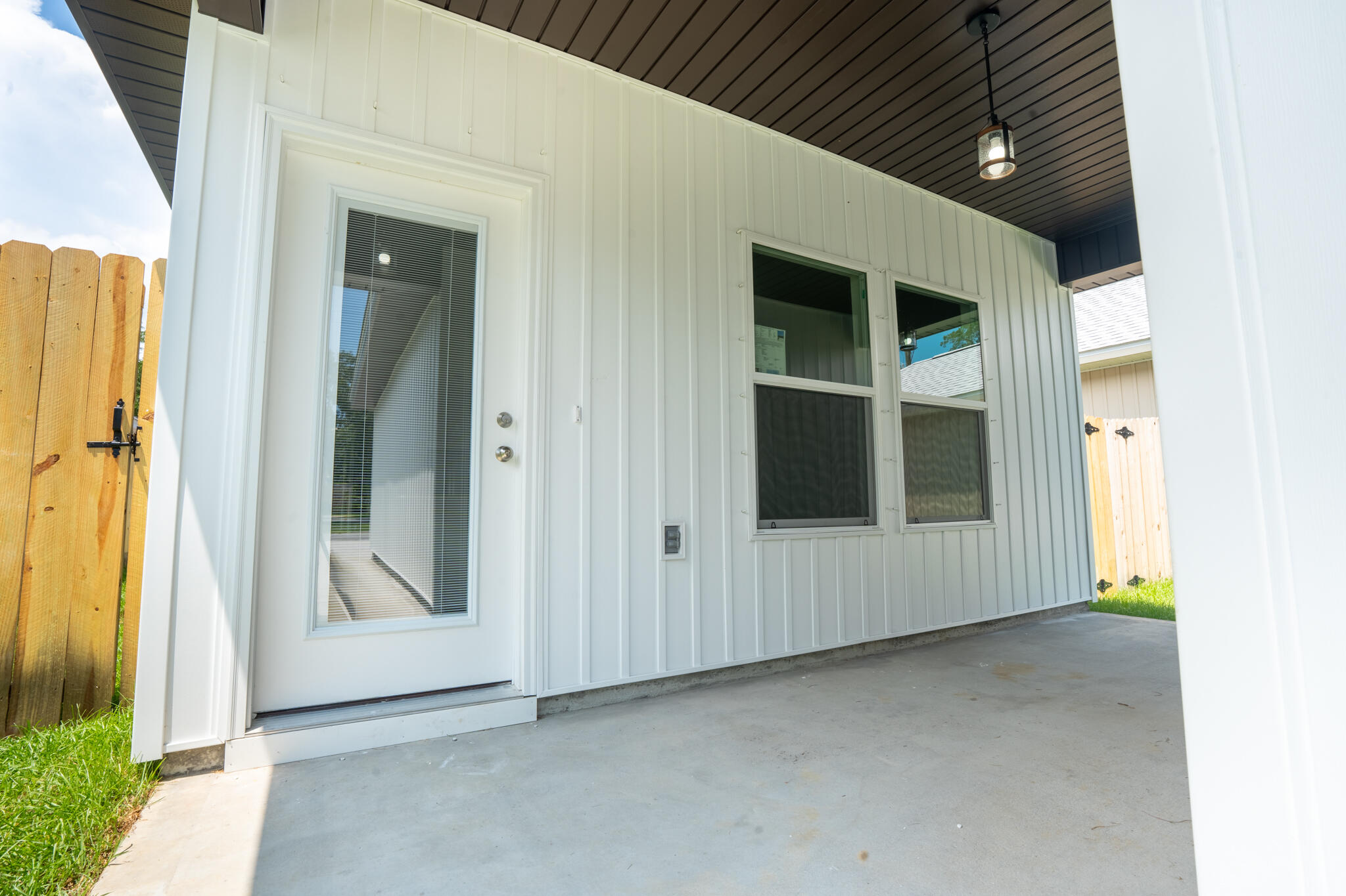 SHALIMAR 32579 - Residential