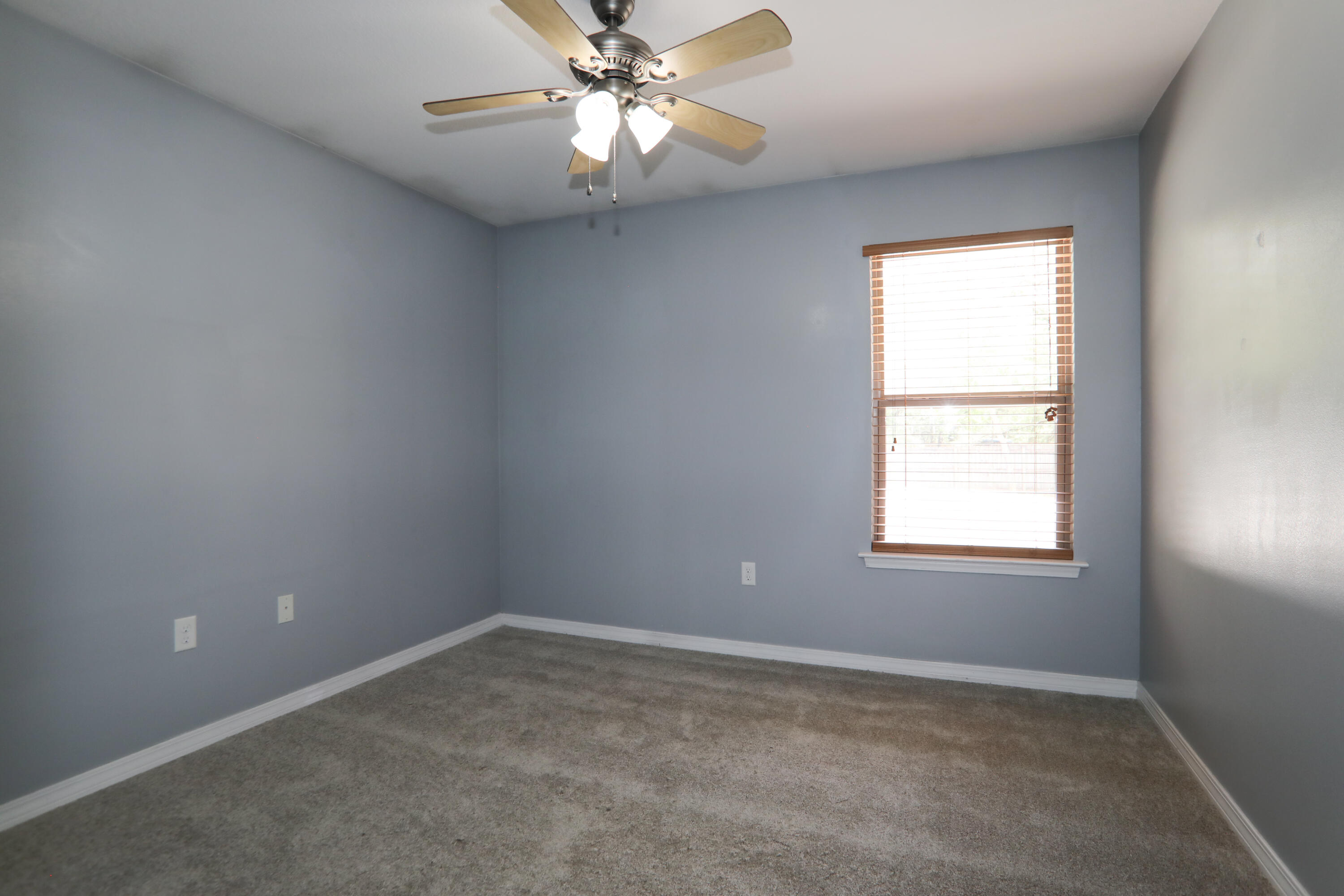 HOLLEY ESTATES - Residential