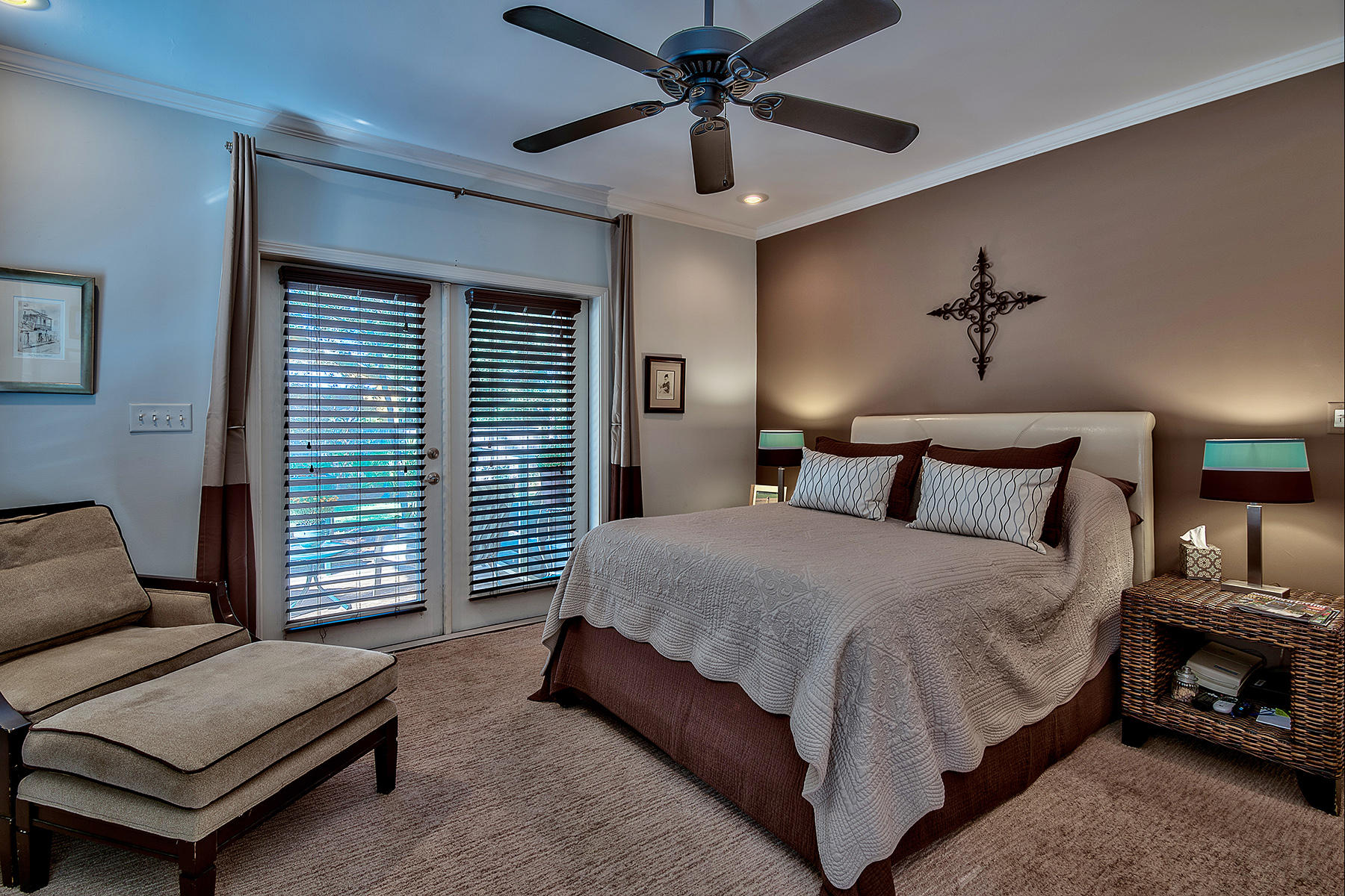 MAGNOLIA BEACH - Residential