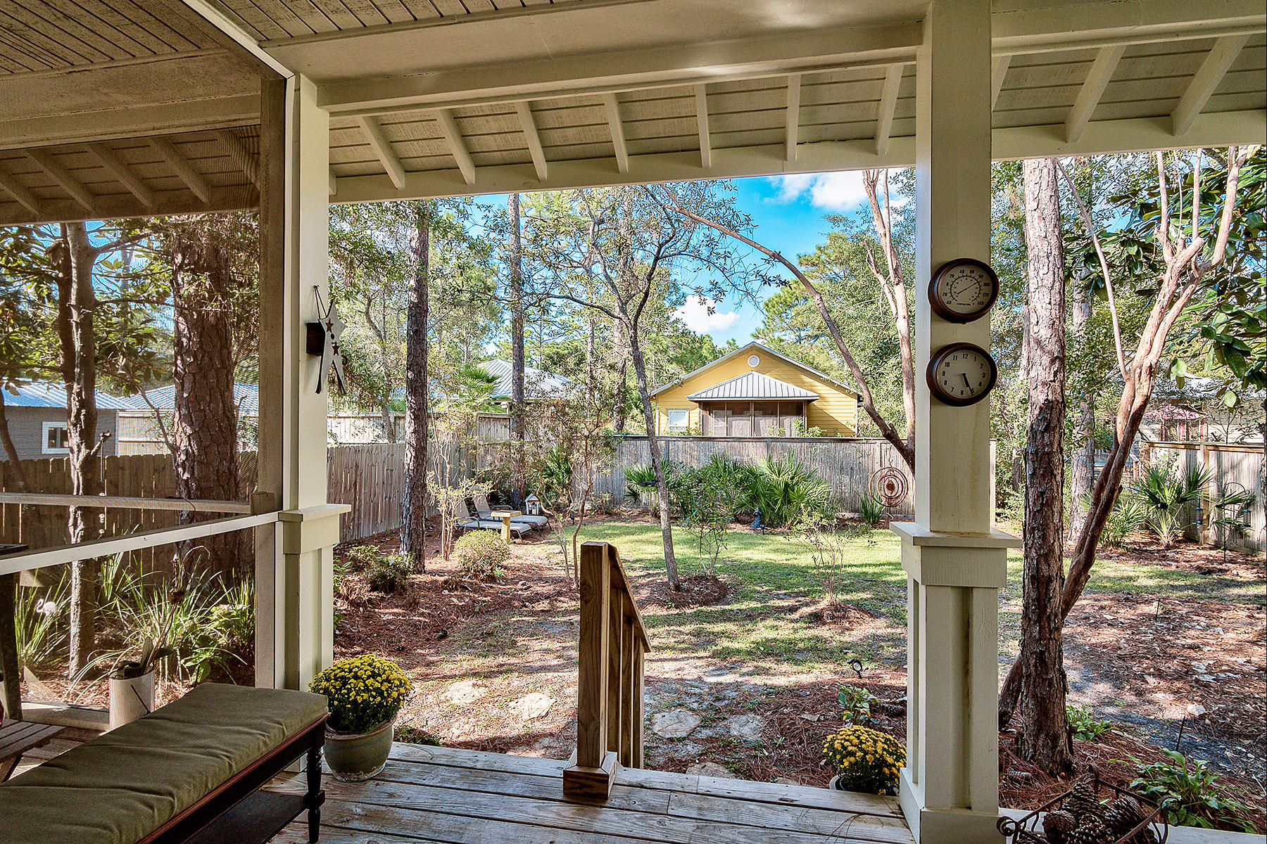 MAGNOLIA BEACH - Residential