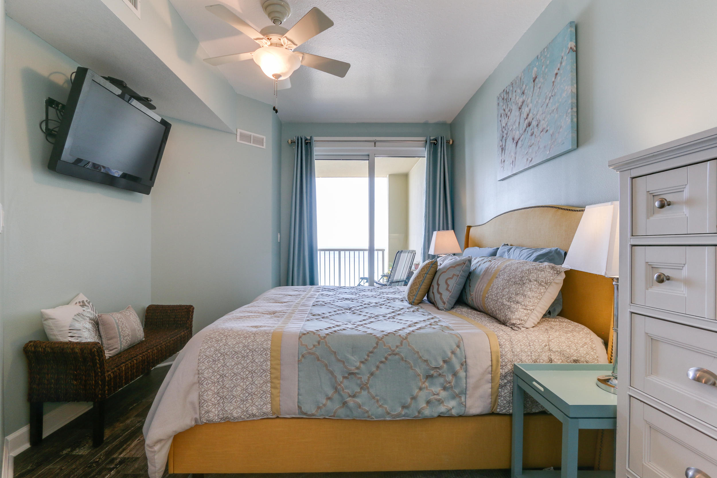 GRAND PANAMA BEACH RESORT UNIT 1-608 TYPE T1-D ORB 2942 P 351 ORB 3861 P 2247 6TH FLOOR TOWER I . - Residential