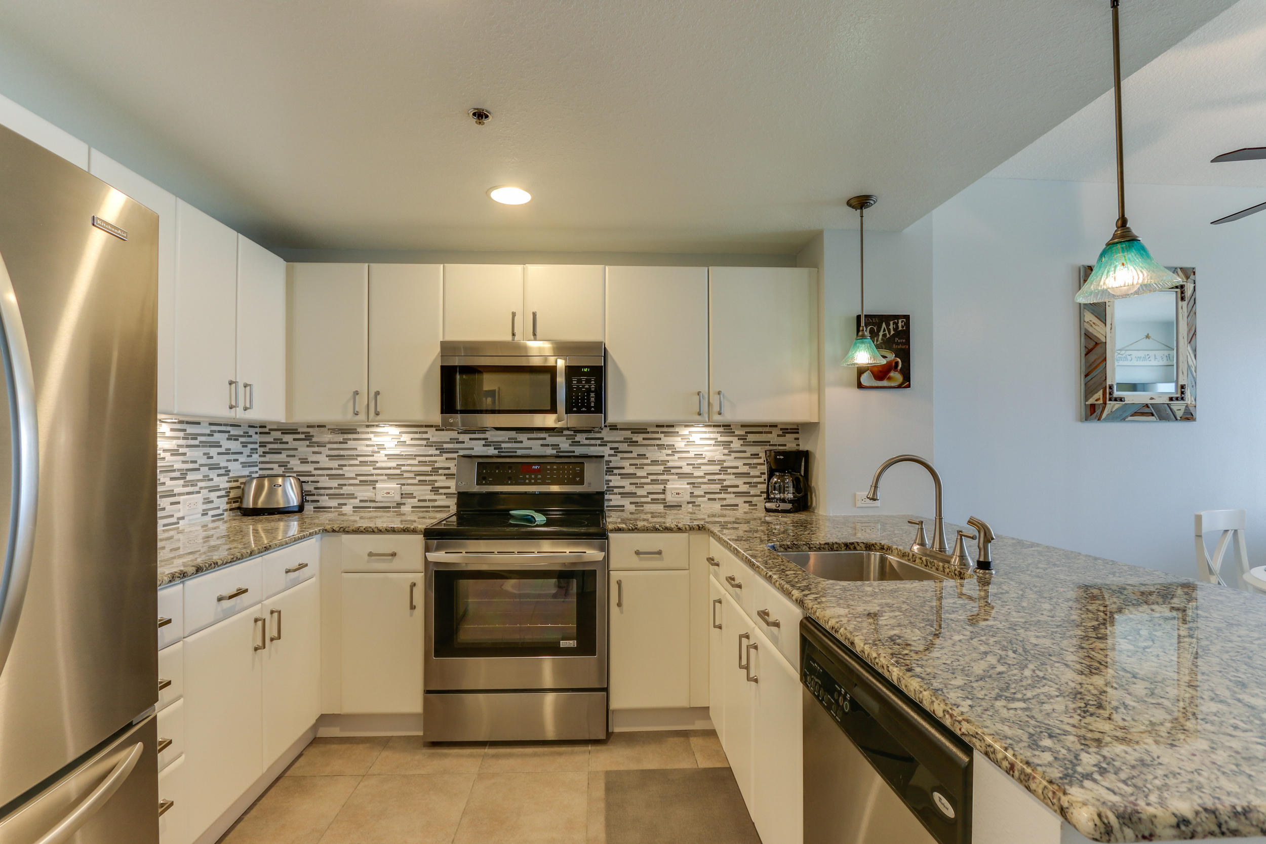 GRAND PANAMA BEACH RESORT UNIT 1-608 TYPE T1-D ORB 2942 P 351 ORB 3861 P 2247 6TH FLOOR TOWER I . - Residential