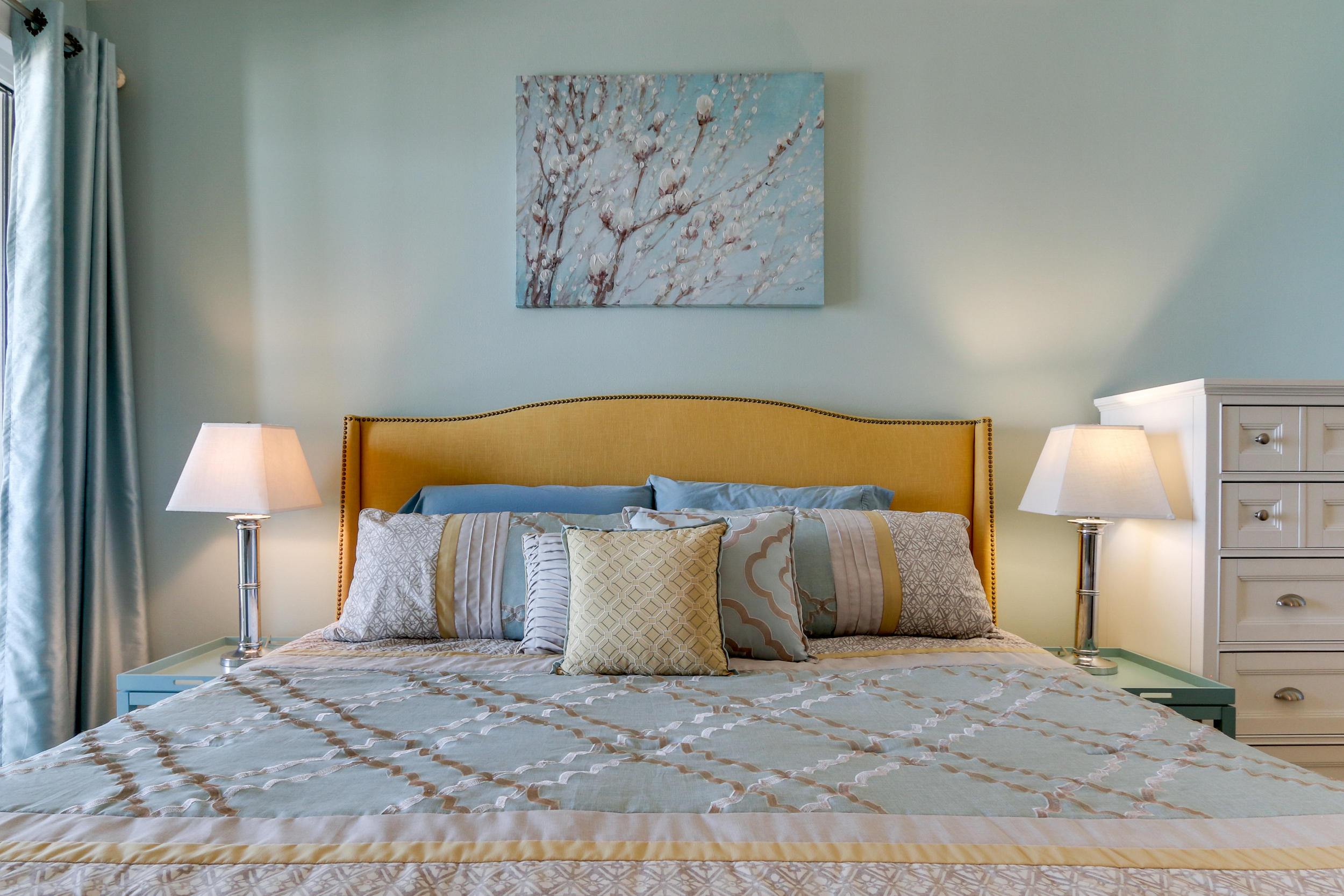 GRAND PANAMA BEACH RESORT UNIT 1-608 TYPE T1-D ORB 2942 P 351 ORB 3861 P 2247 6TH FLOOR TOWER I . - Residential