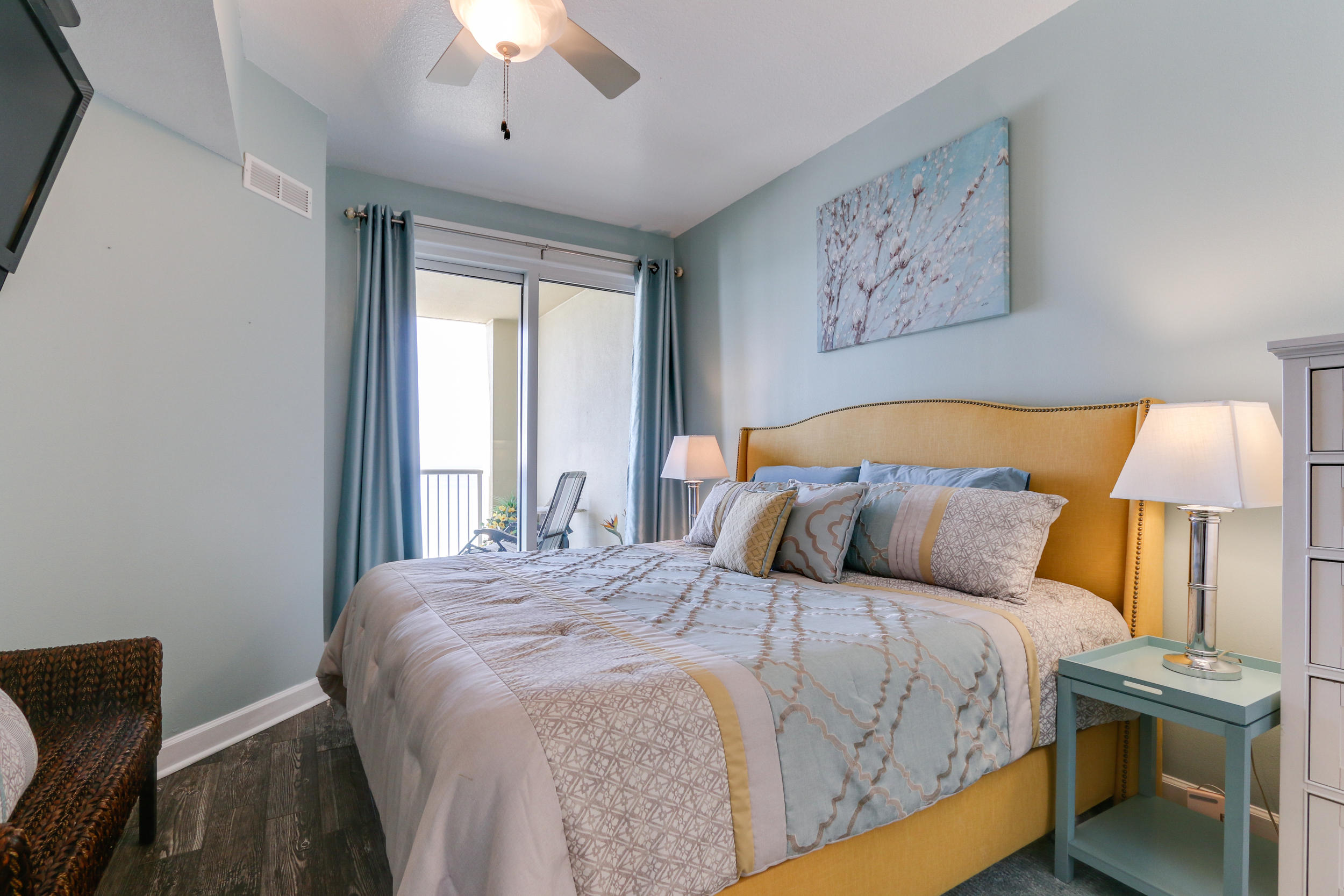 GRAND PANAMA BEACH RESORT UNIT 1-608 TYPE T1-D ORB 2942 P 351 ORB 3861 P 2247 6TH FLOOR TOWER I . - Residential