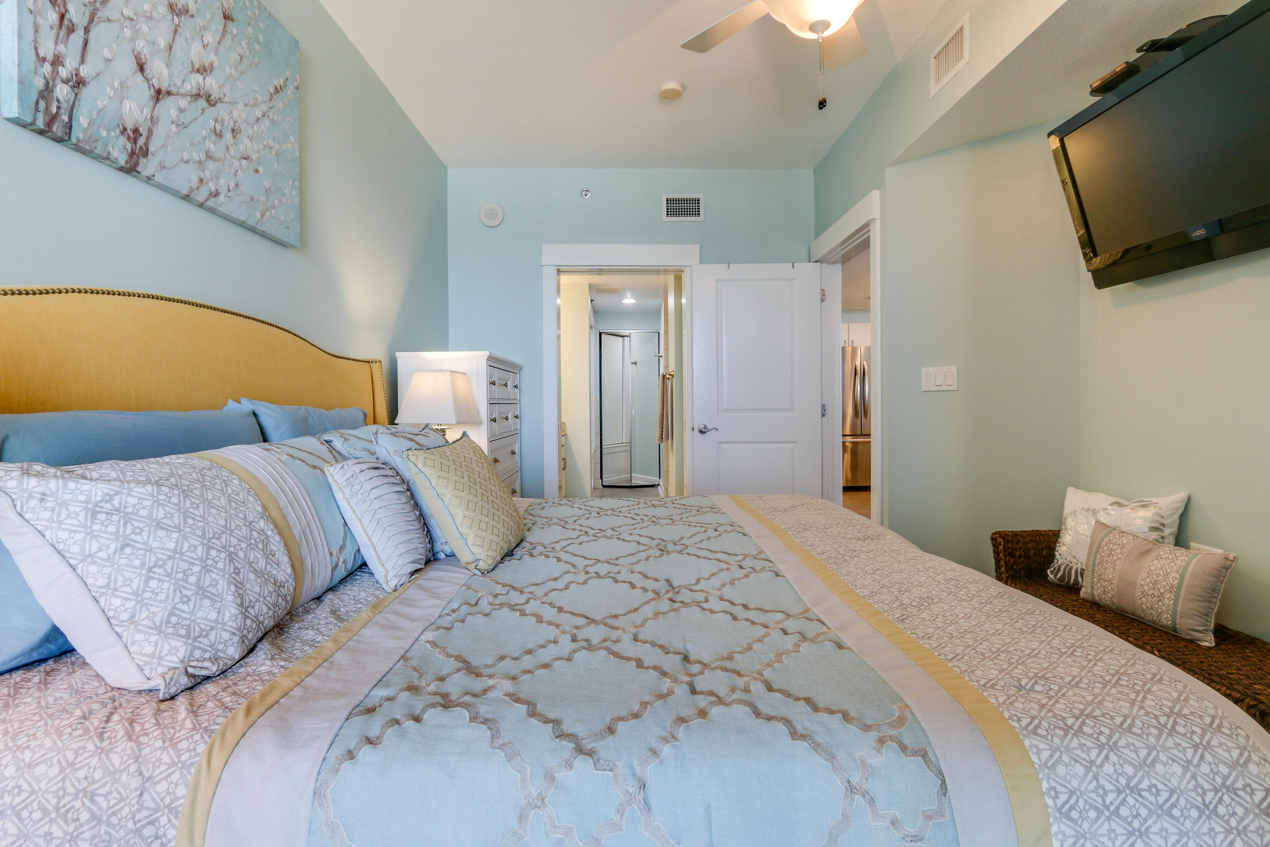 GRAND PANAMA BEACH RESORT UNIT 1-608 TYPE T1-D ORB 2942 P 351 ORB 3861 P 2247 6TH FLOOR TOWER I . - Residential