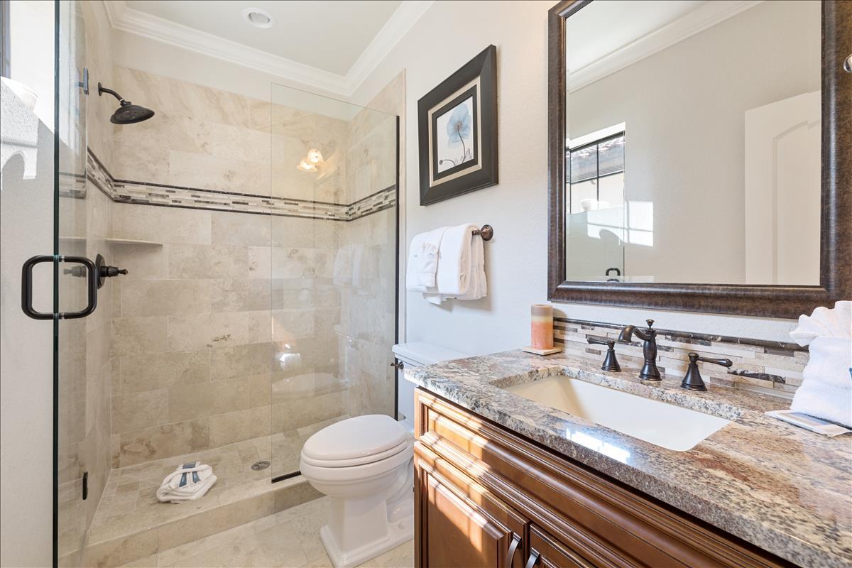 VILLA LAGO - Residential