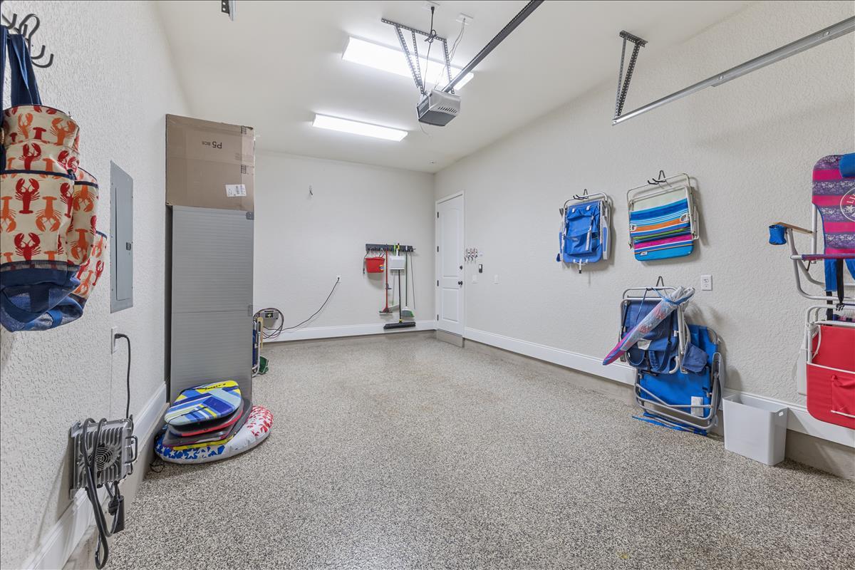 VILLA LAGO - Residential