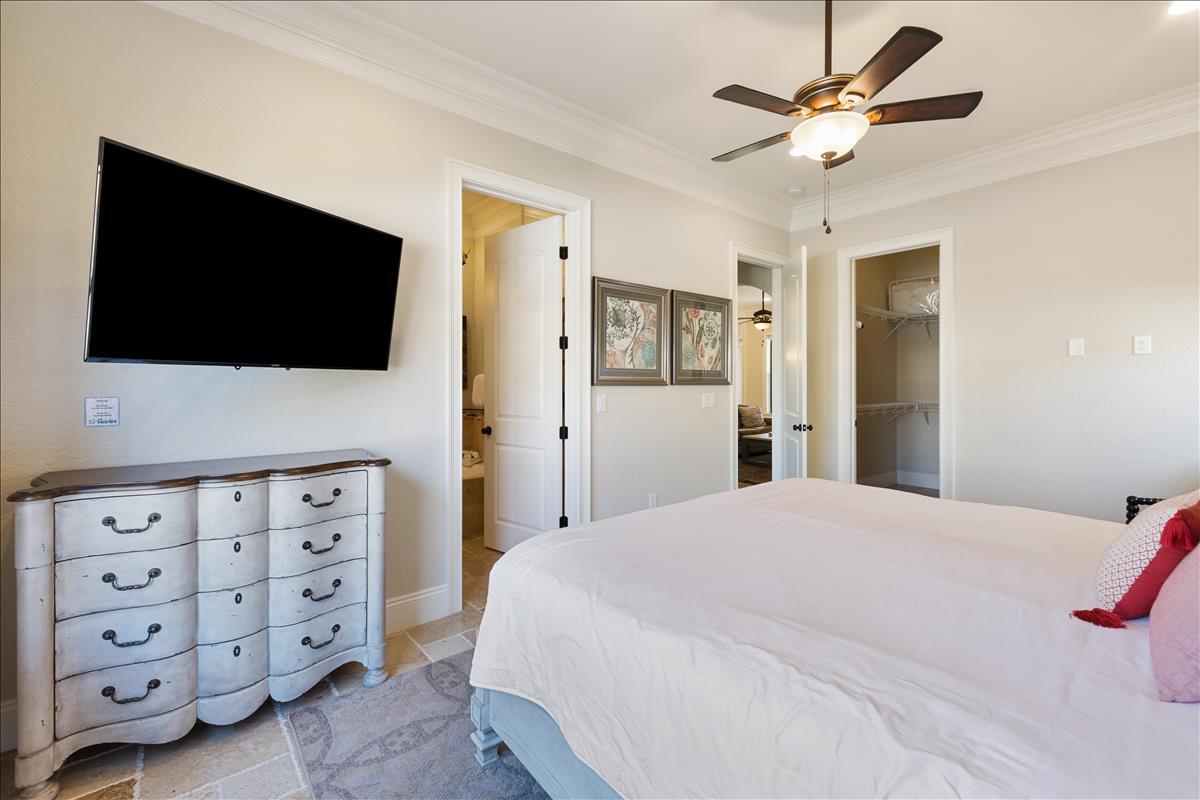 VILLA LAGO - Residential