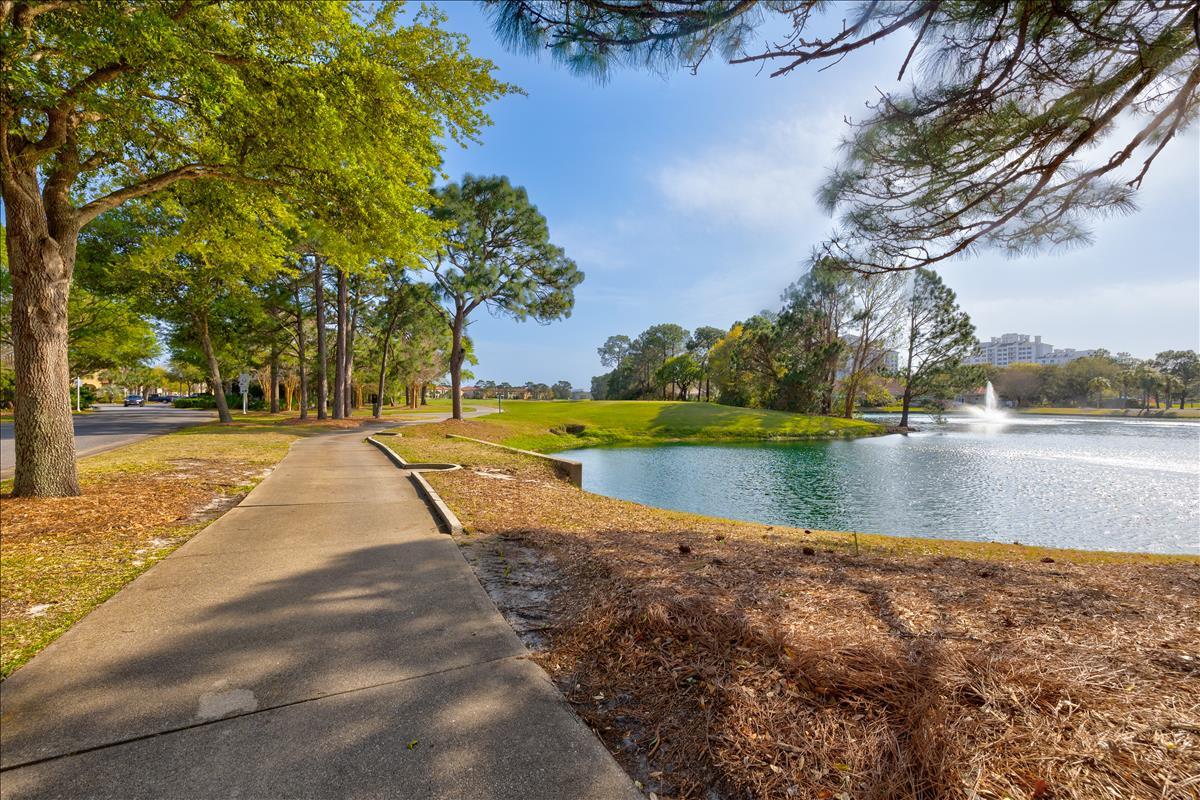 VILLA LAGO - Residential