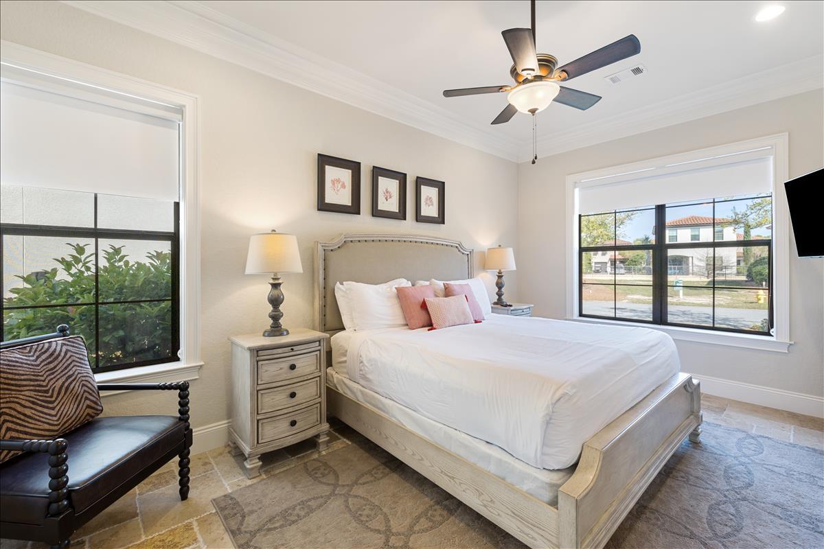 VILLA LAGO - Residential