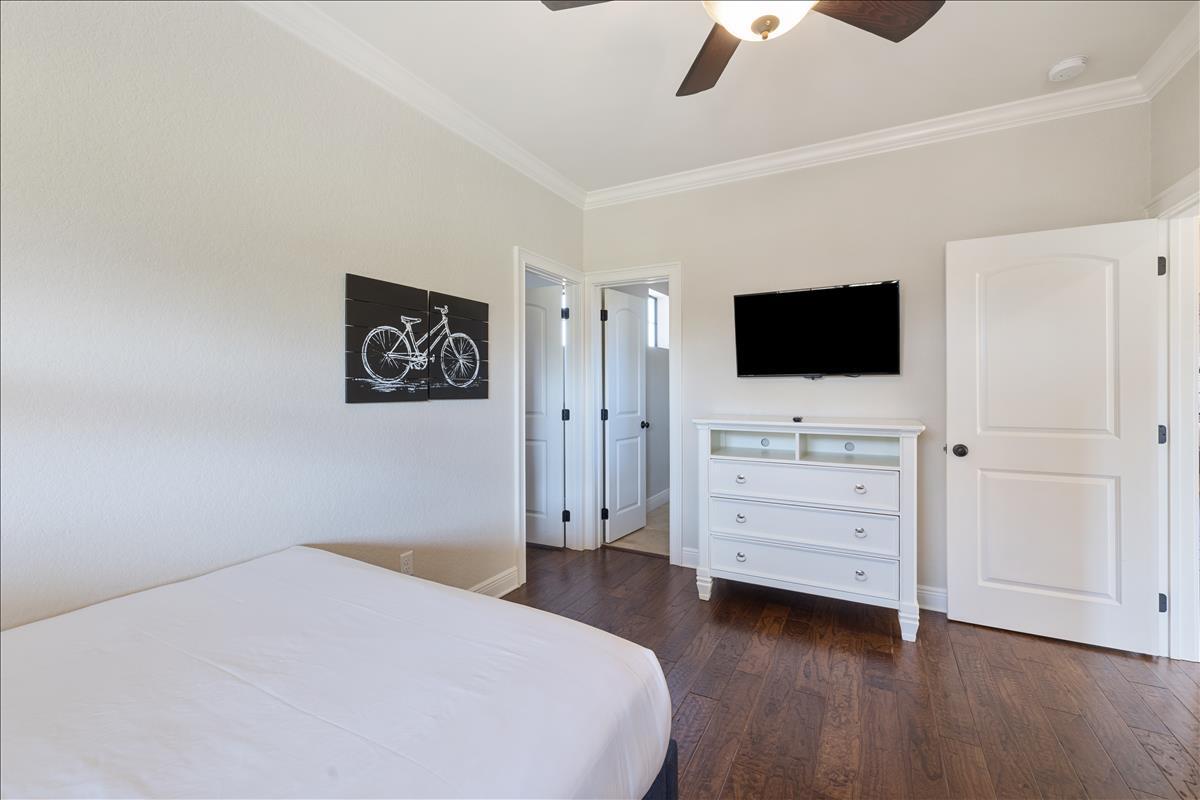 VILLA LAGO - Residential