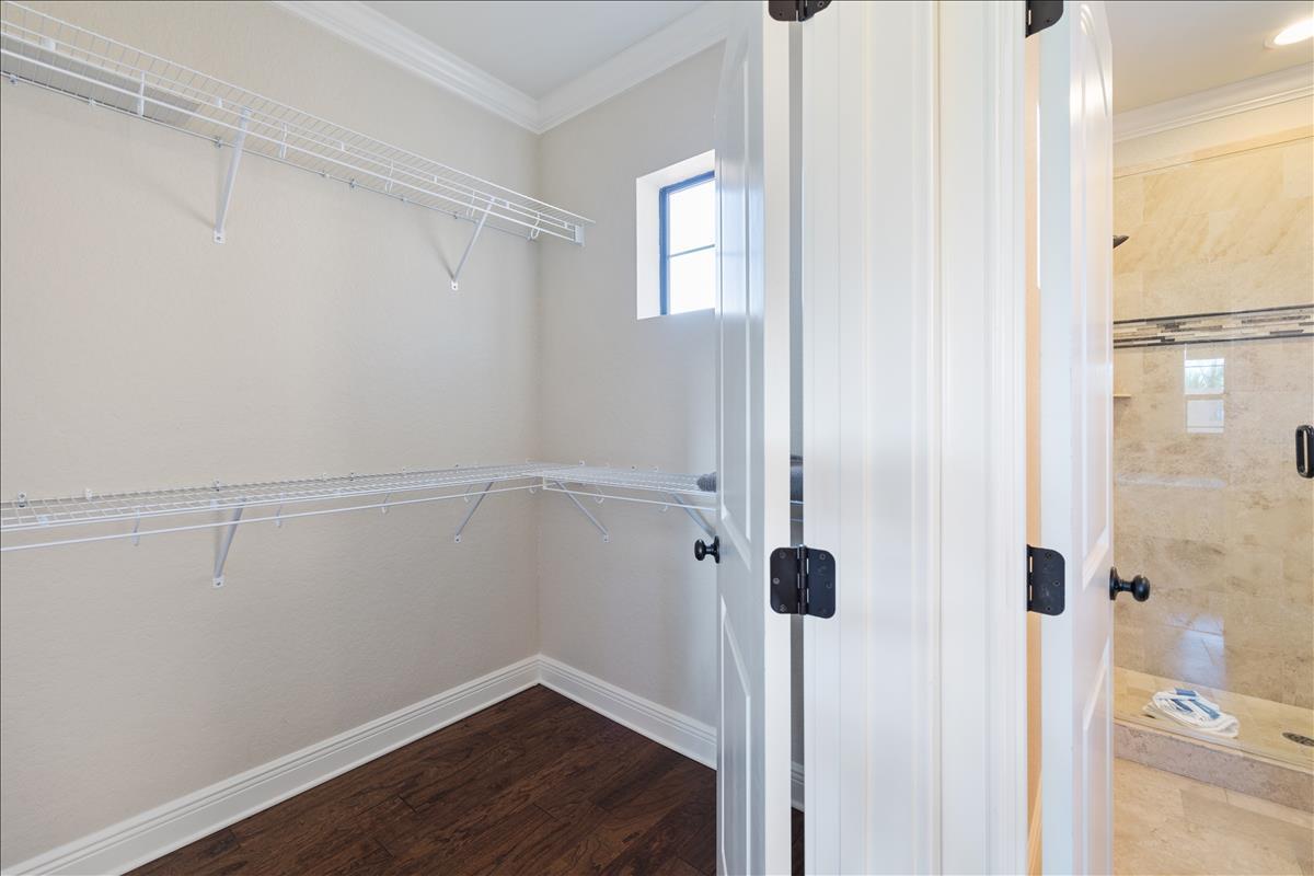 VILLA LAGO - Residential