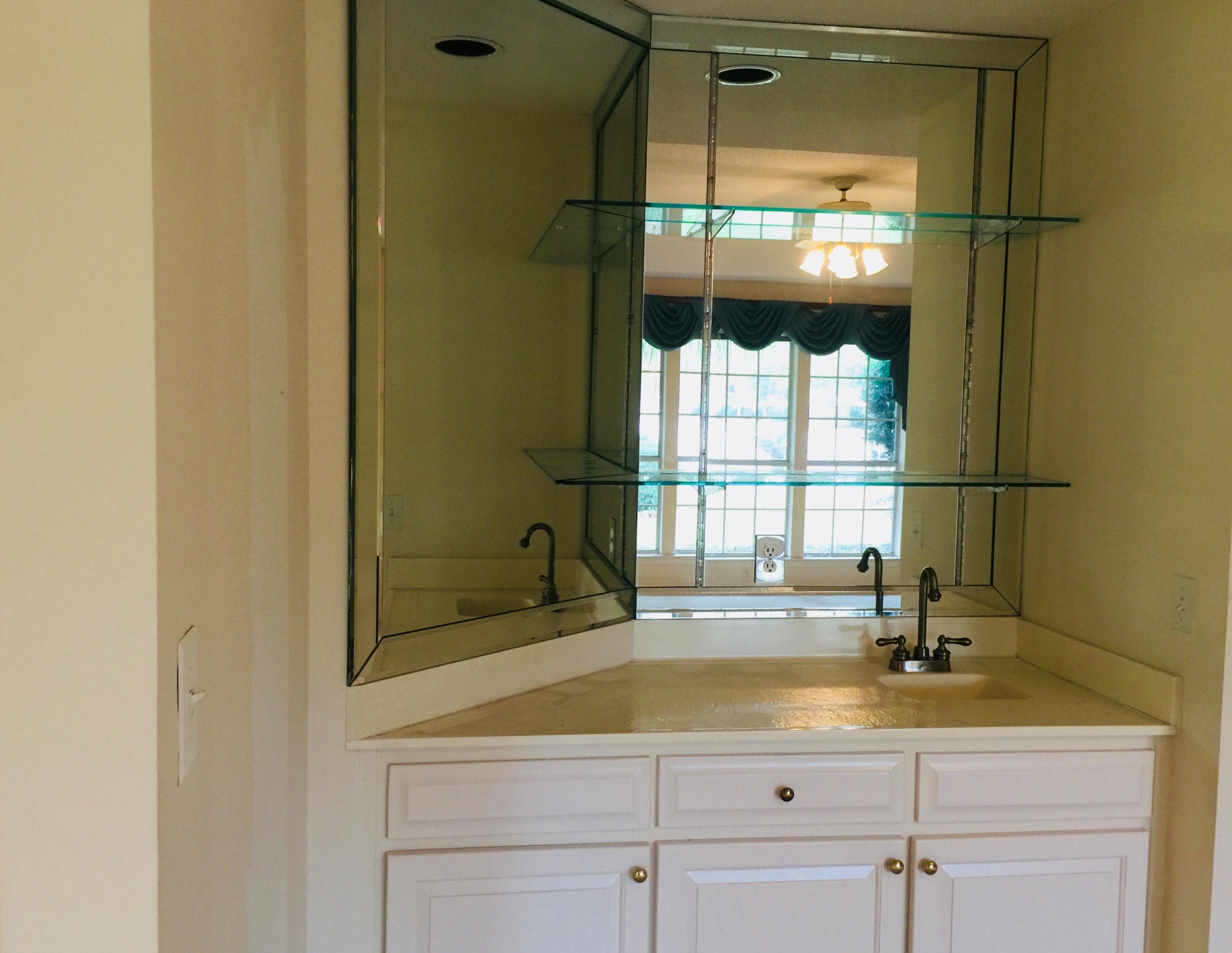 EMERALD BREEZE ESTATES - Residential