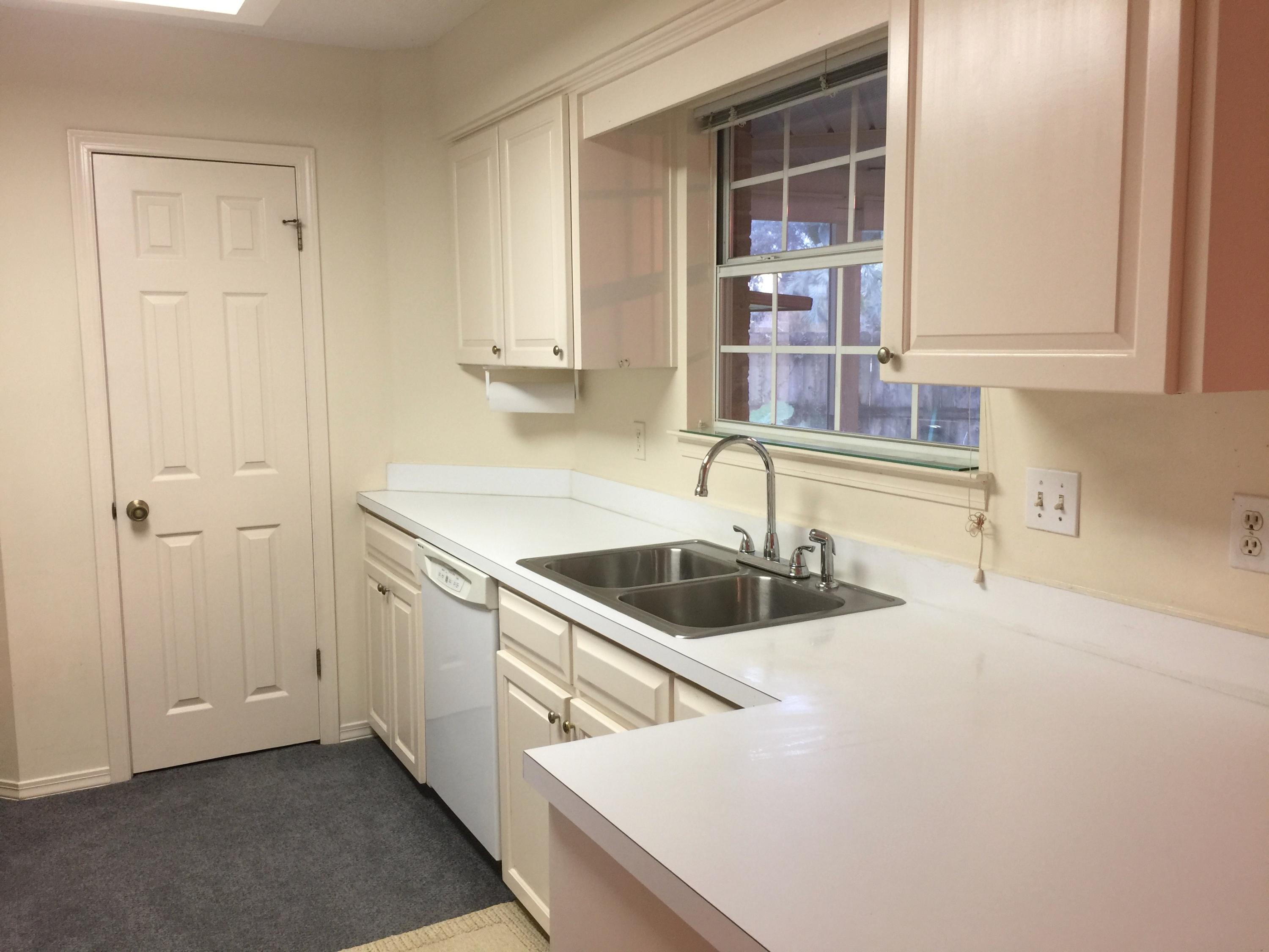 EMERALD BREEZE ESTATES - Residential