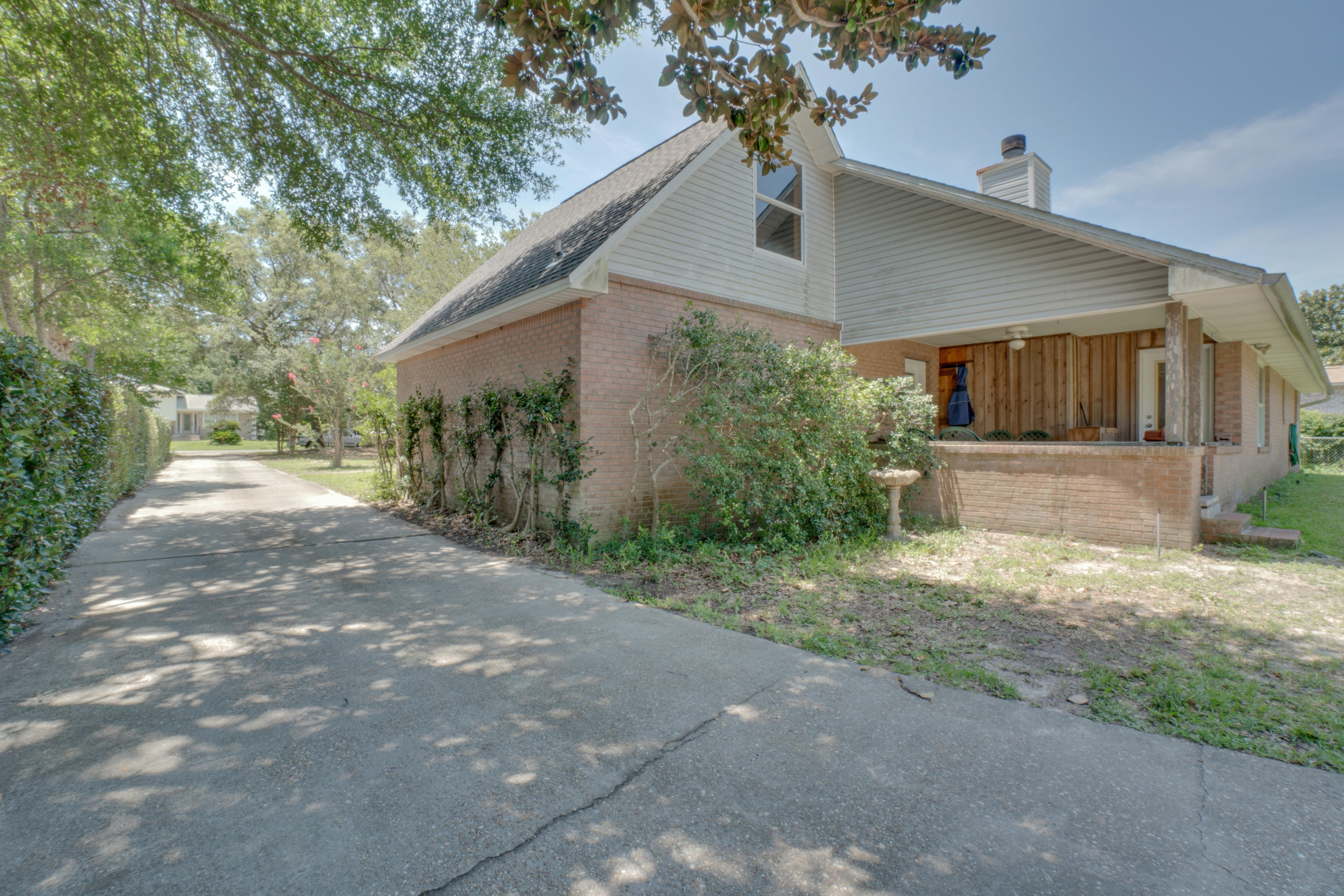 CALHOUN S/D TO DESTIN - Residential