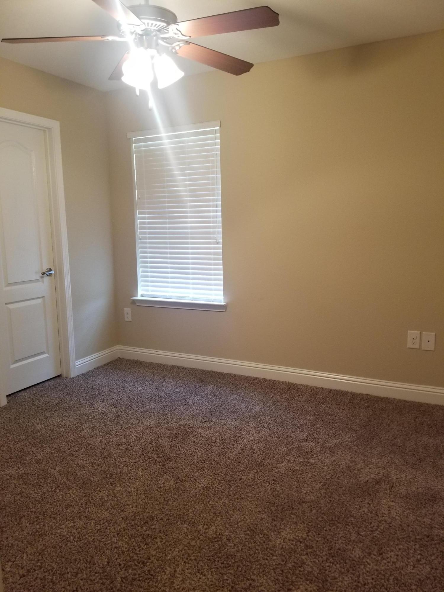 BROOKE ESTATES PH III - Residential Lease