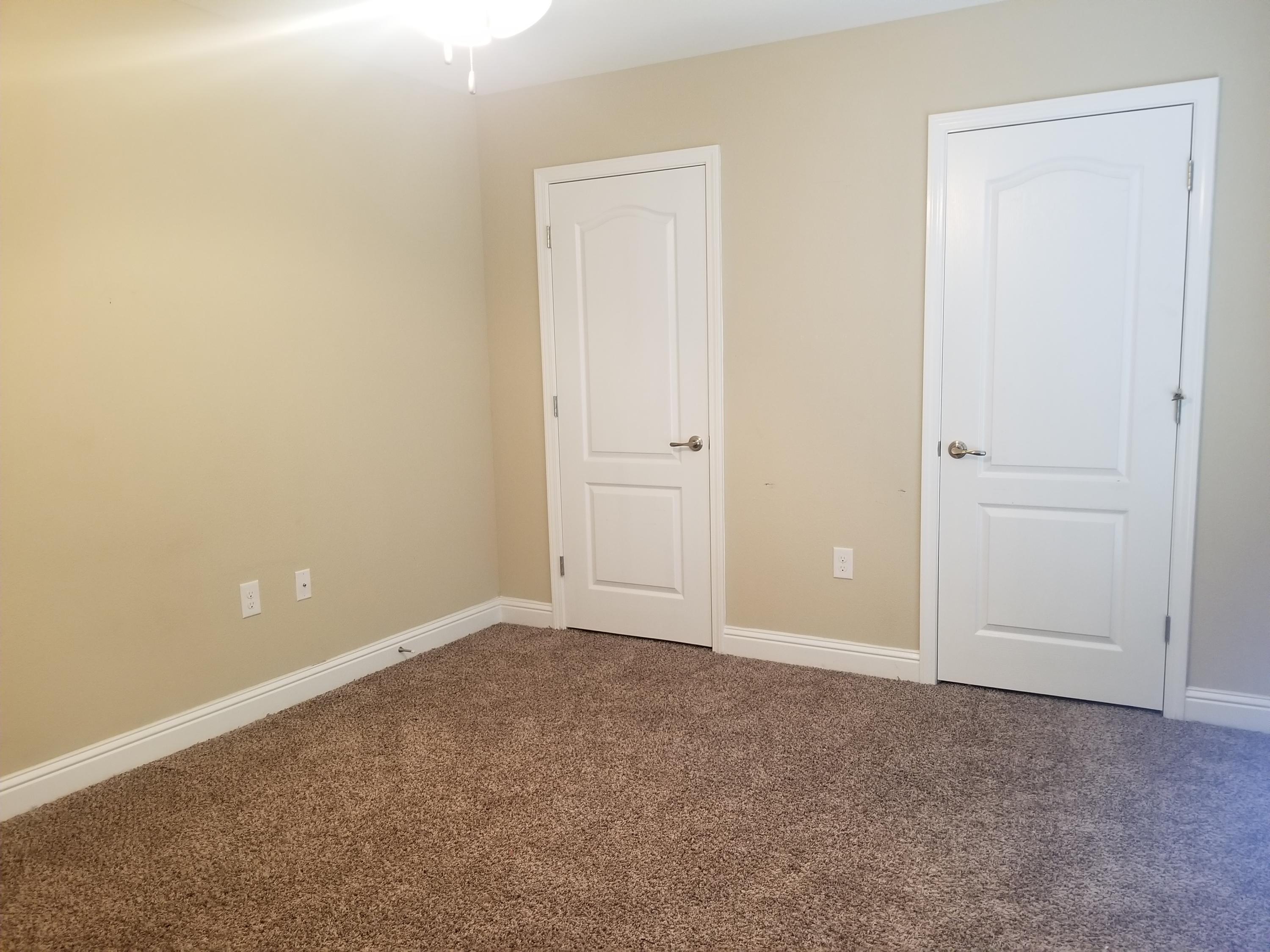 BROOKE ESTATES PH III - Residential Lease