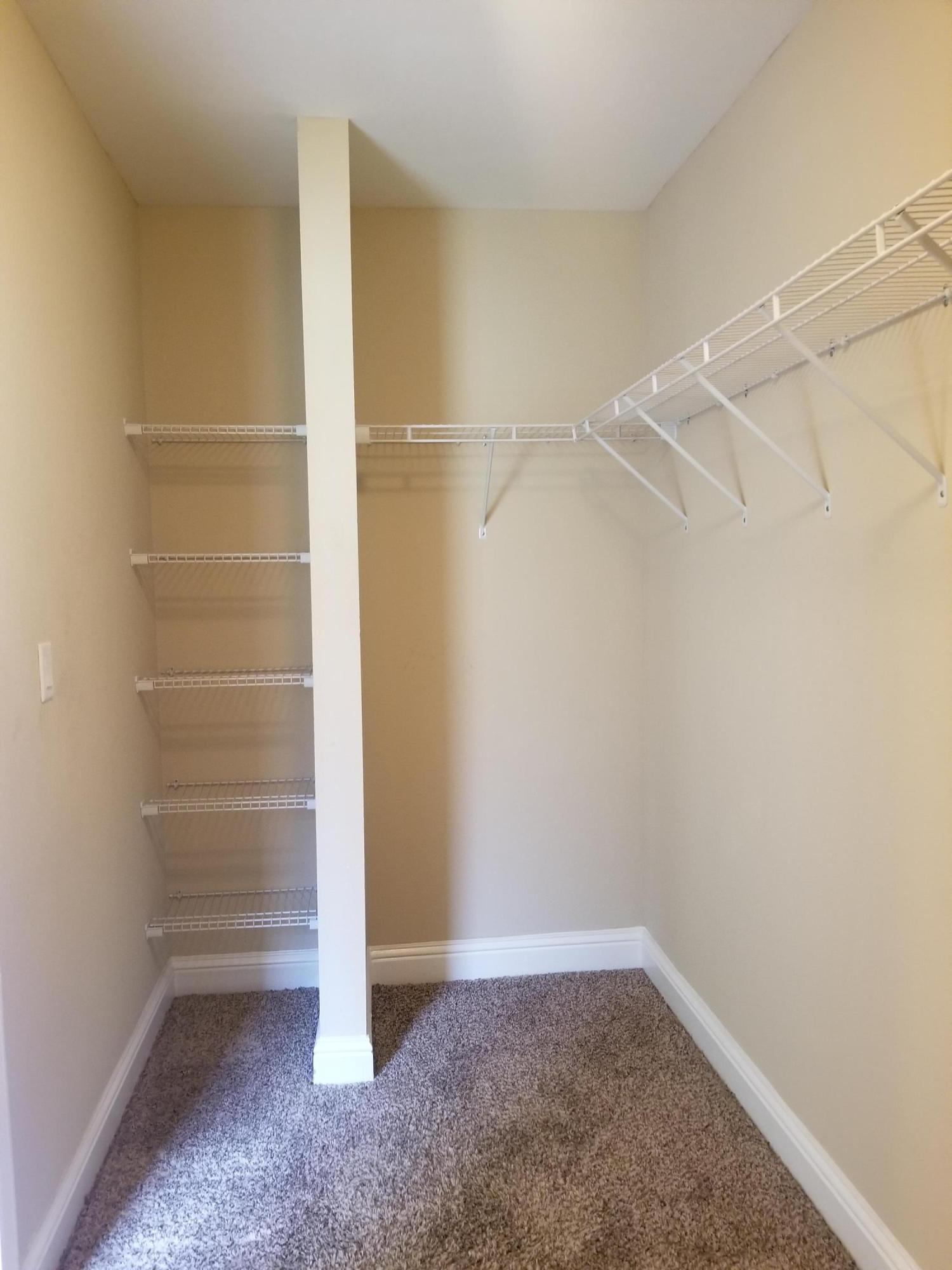 BROOKE ESTATES PH III - Residential Lease