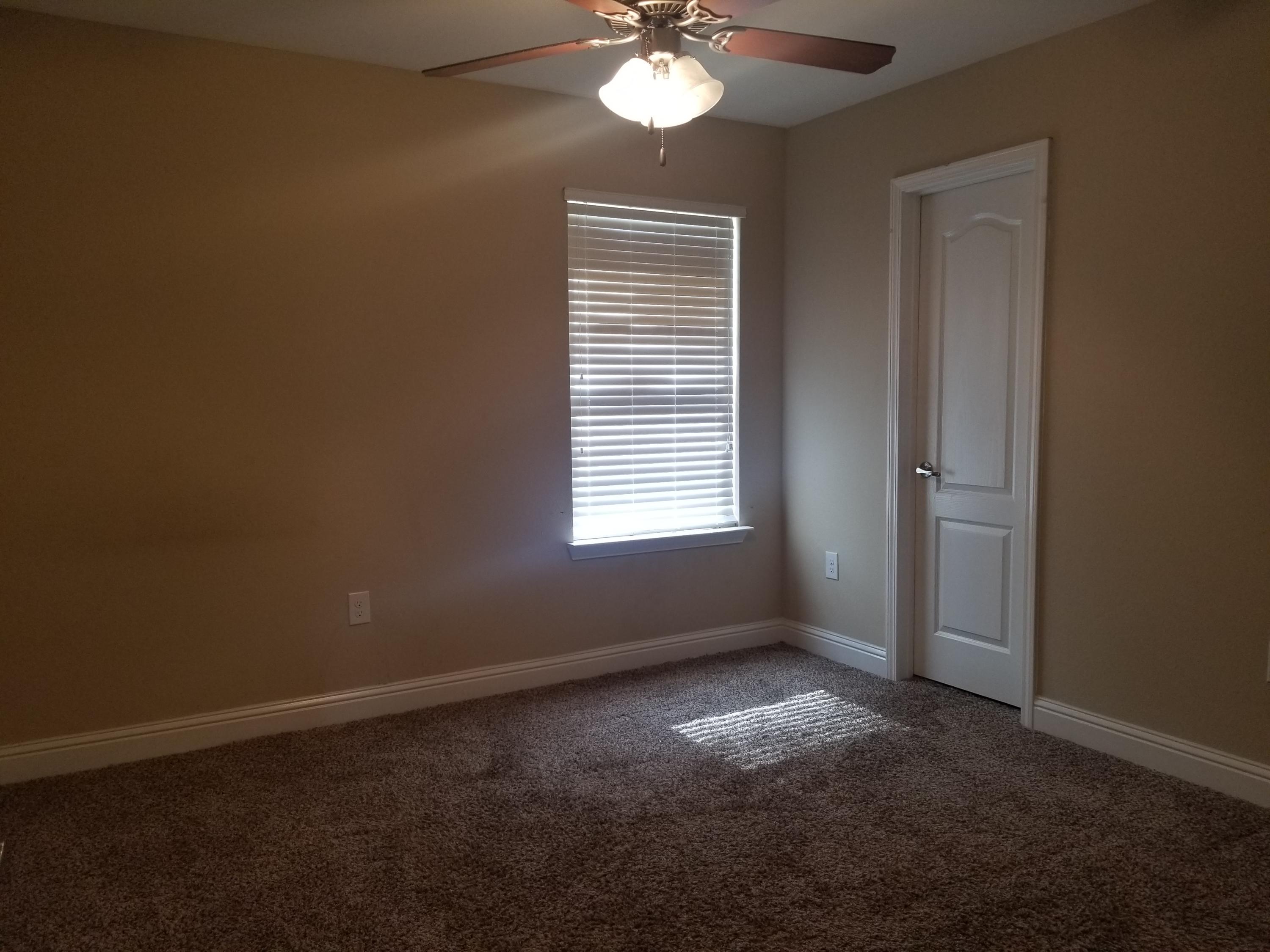 BROOKE ESTATES PH III - Residential Lease