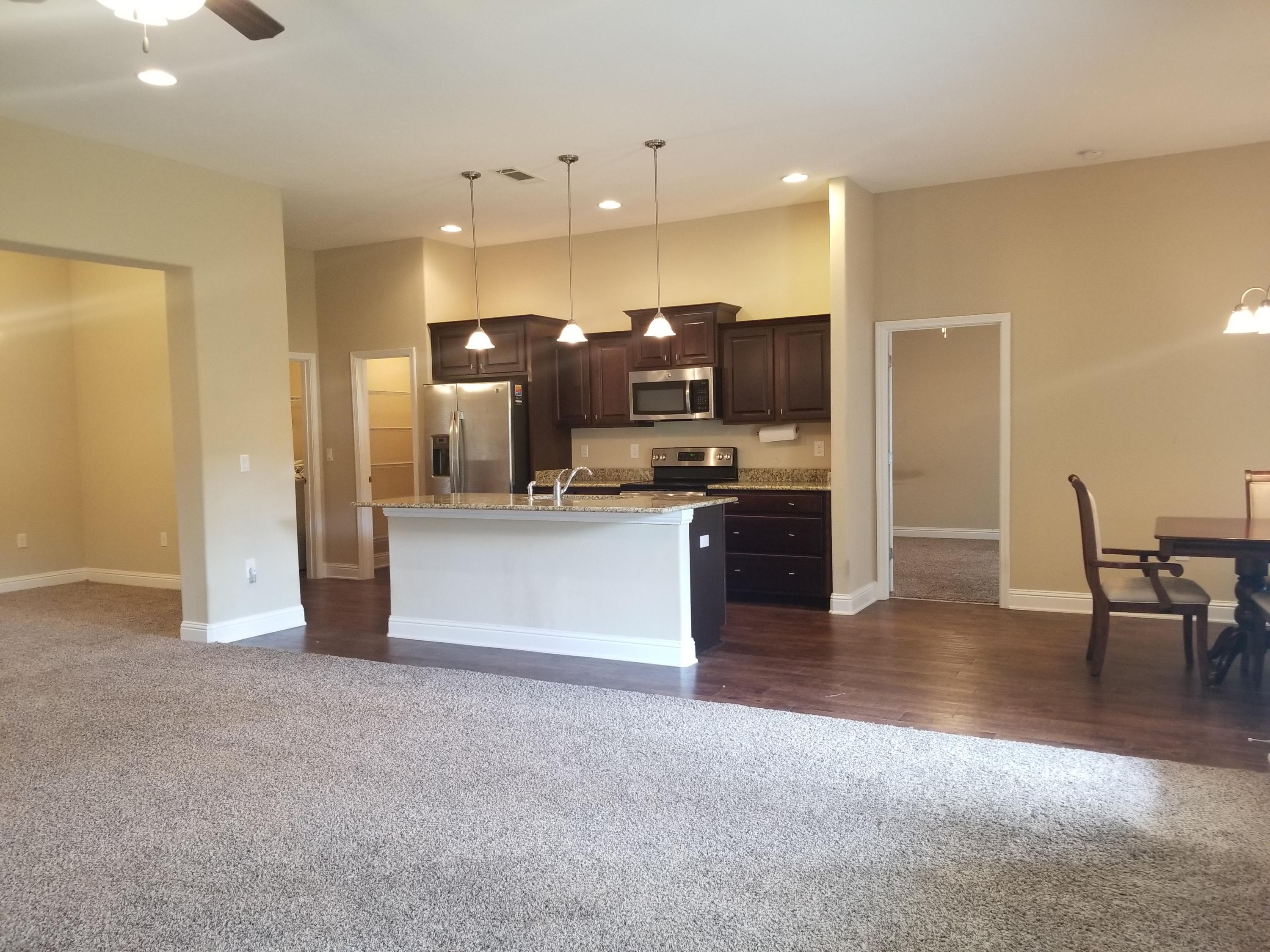 BROOKE ESTATES PH III - Residential Lease