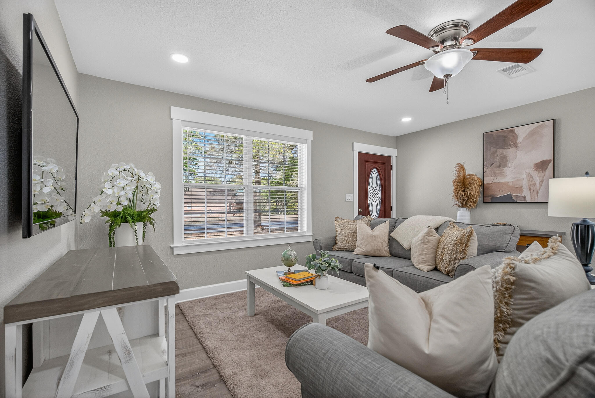 CRESTVIEW - Residential