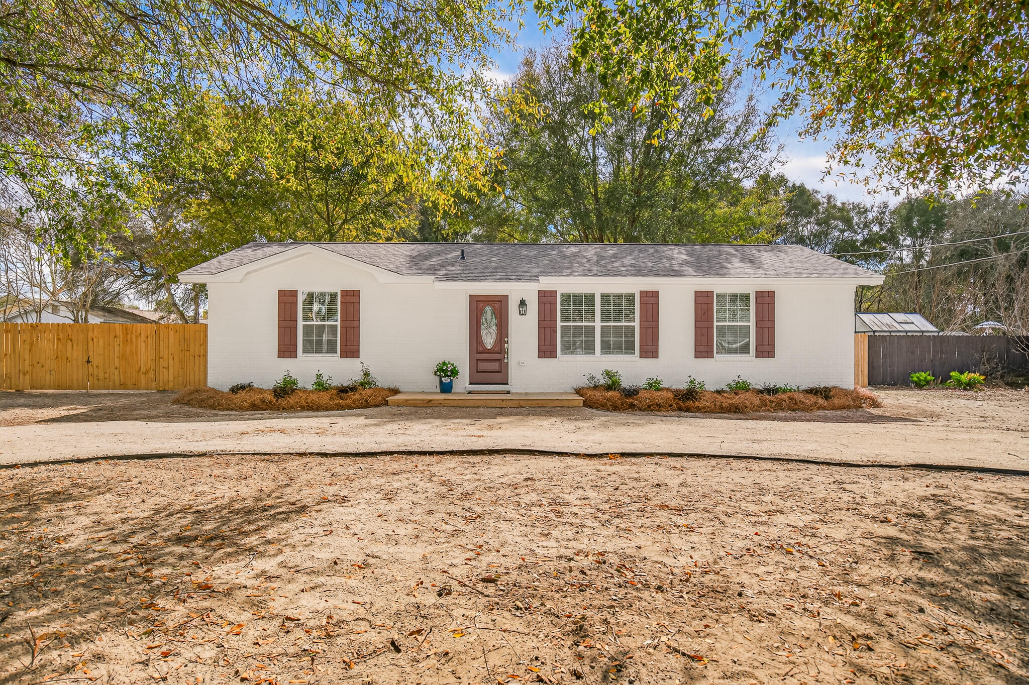 CRESTVIEW - Residential