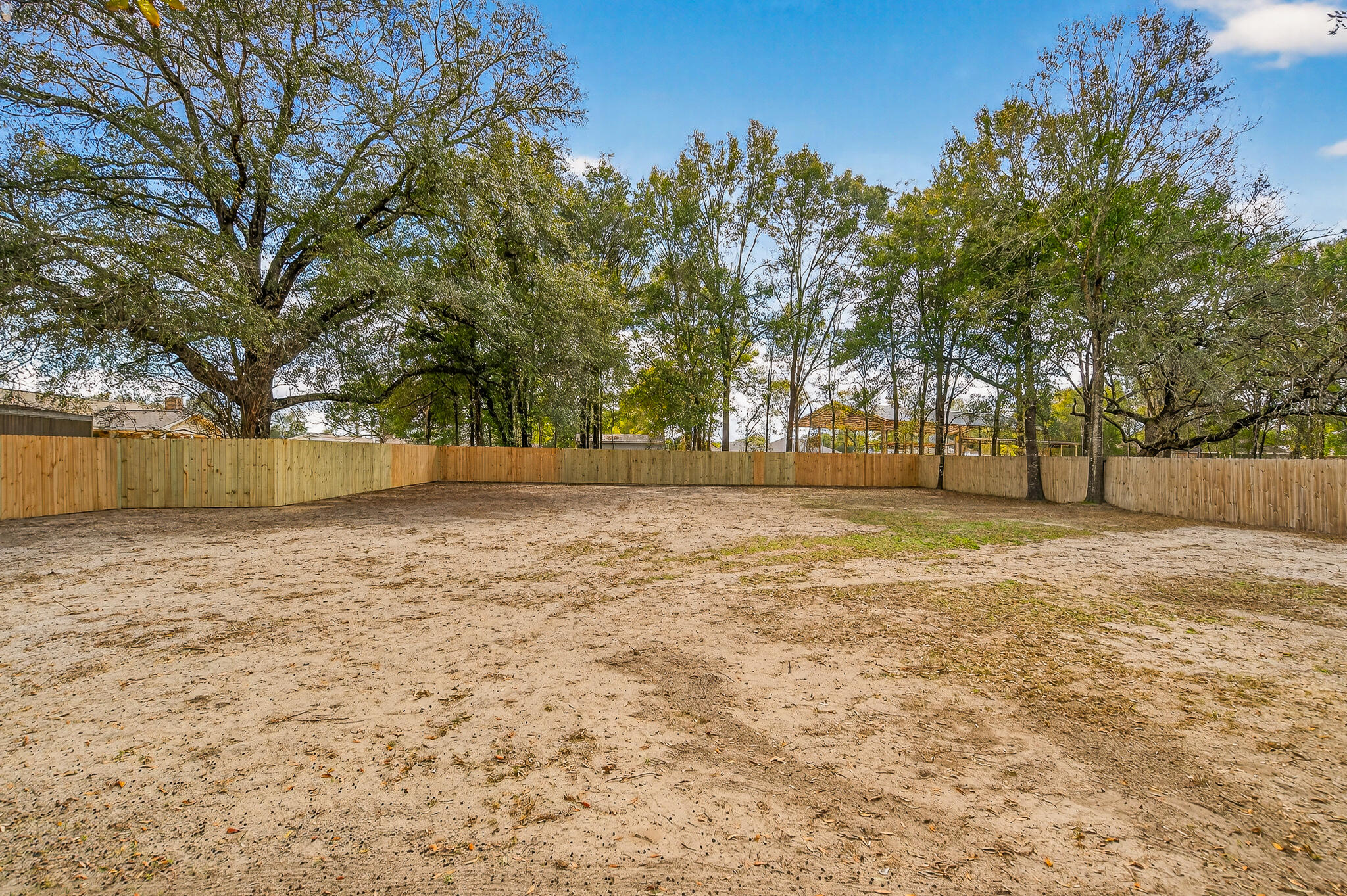 CRESTVIEW - Residential