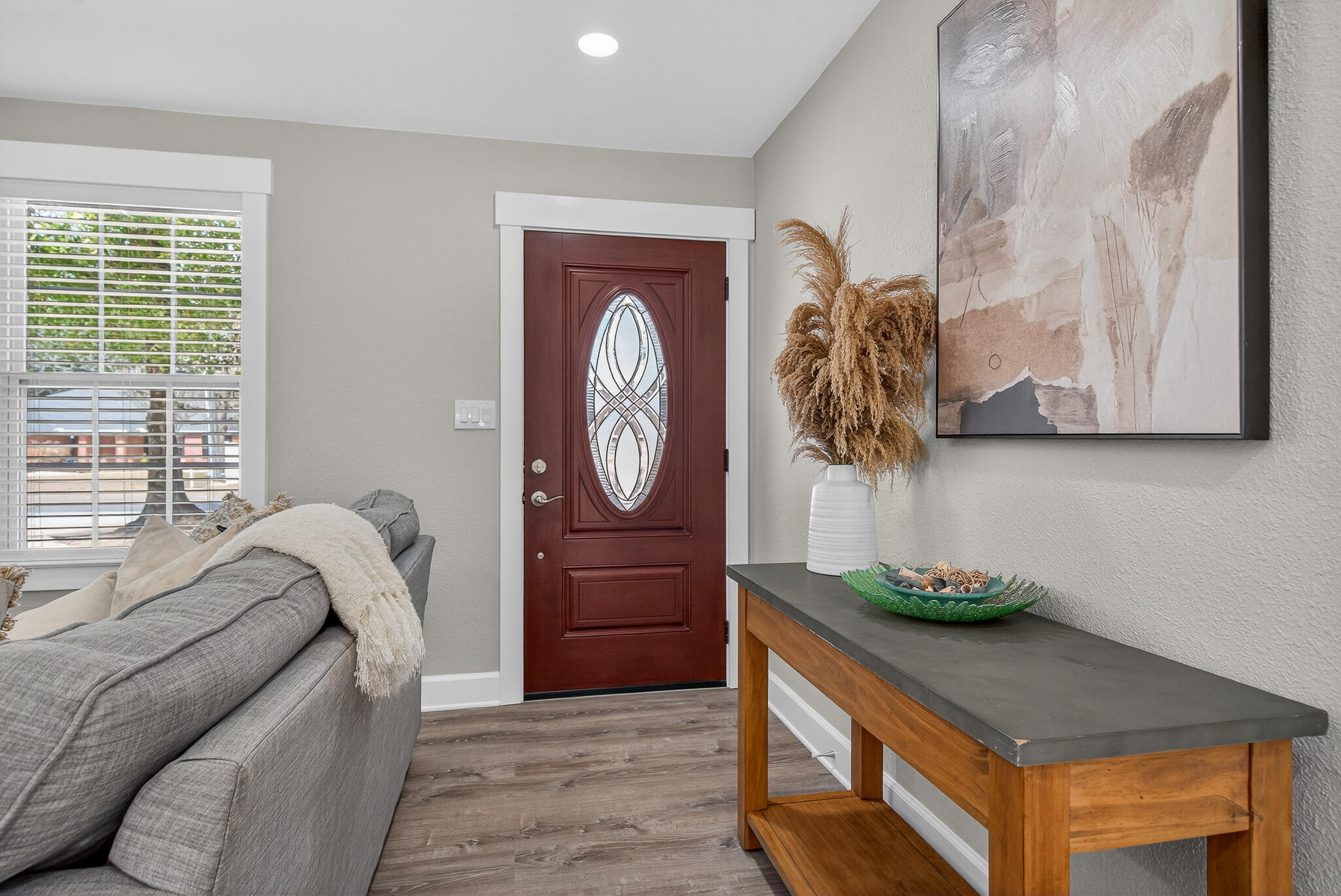 CRESTVIEW - Residential