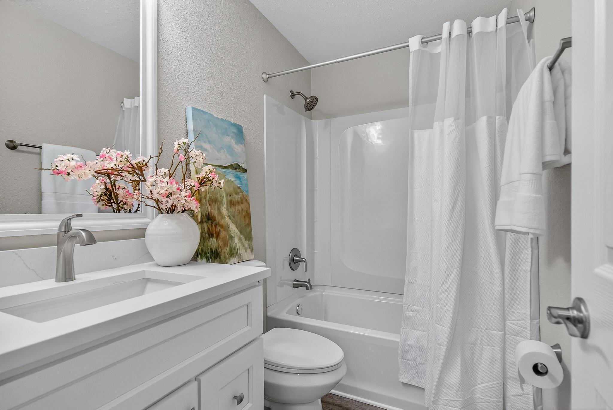 CRESTVIEW - Residential