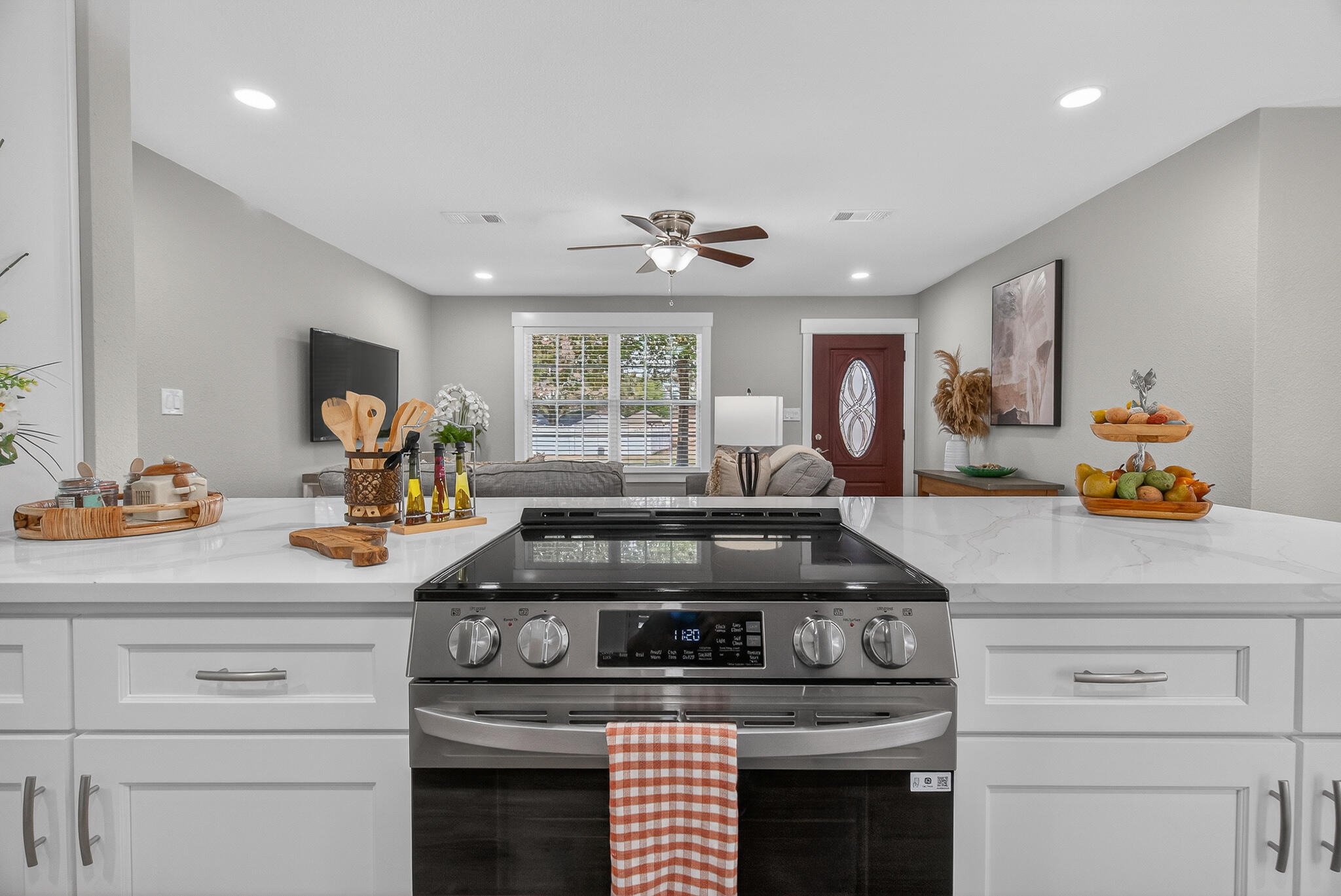 CRESTVIEW - Residential