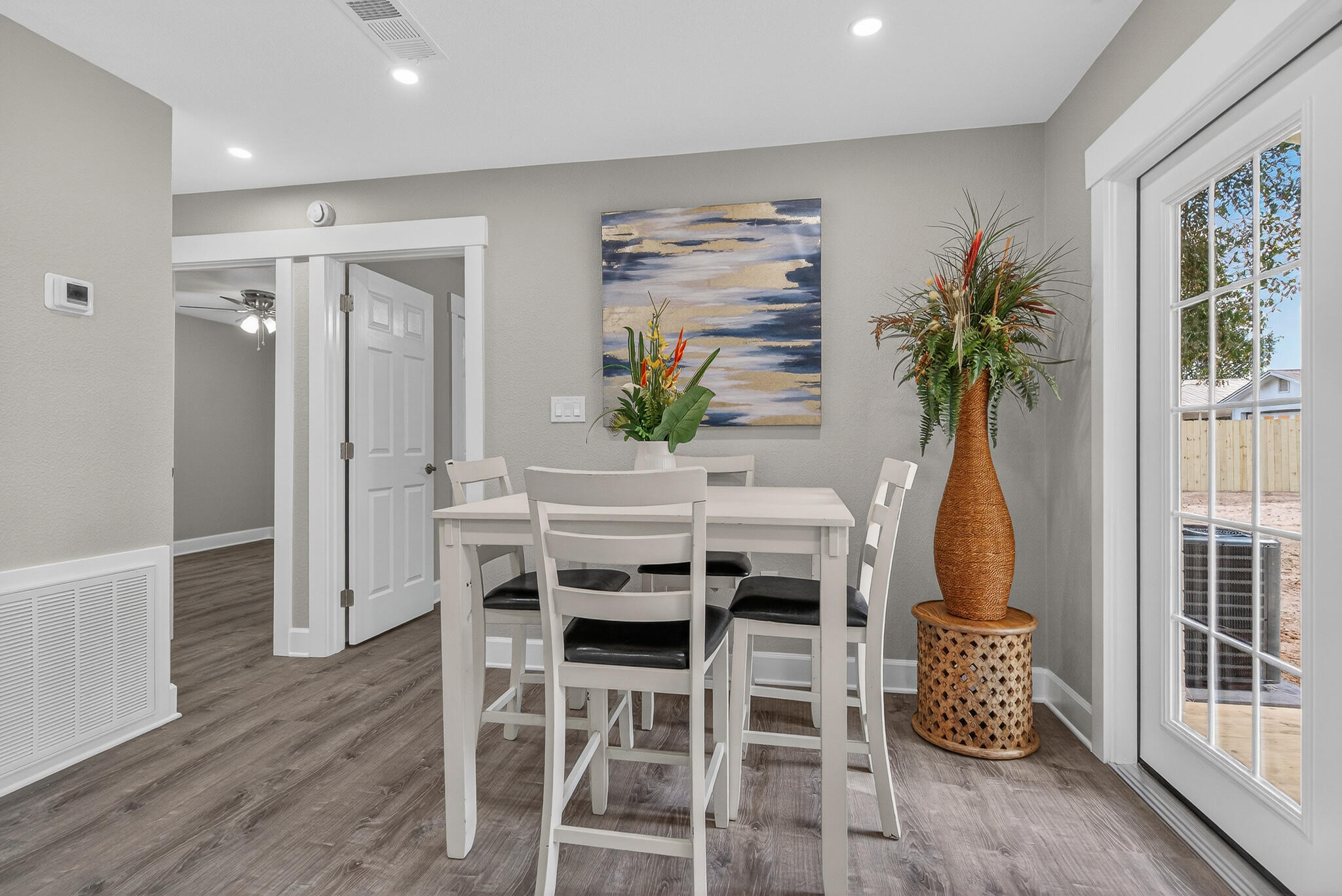 CRESTVIEW - Residential