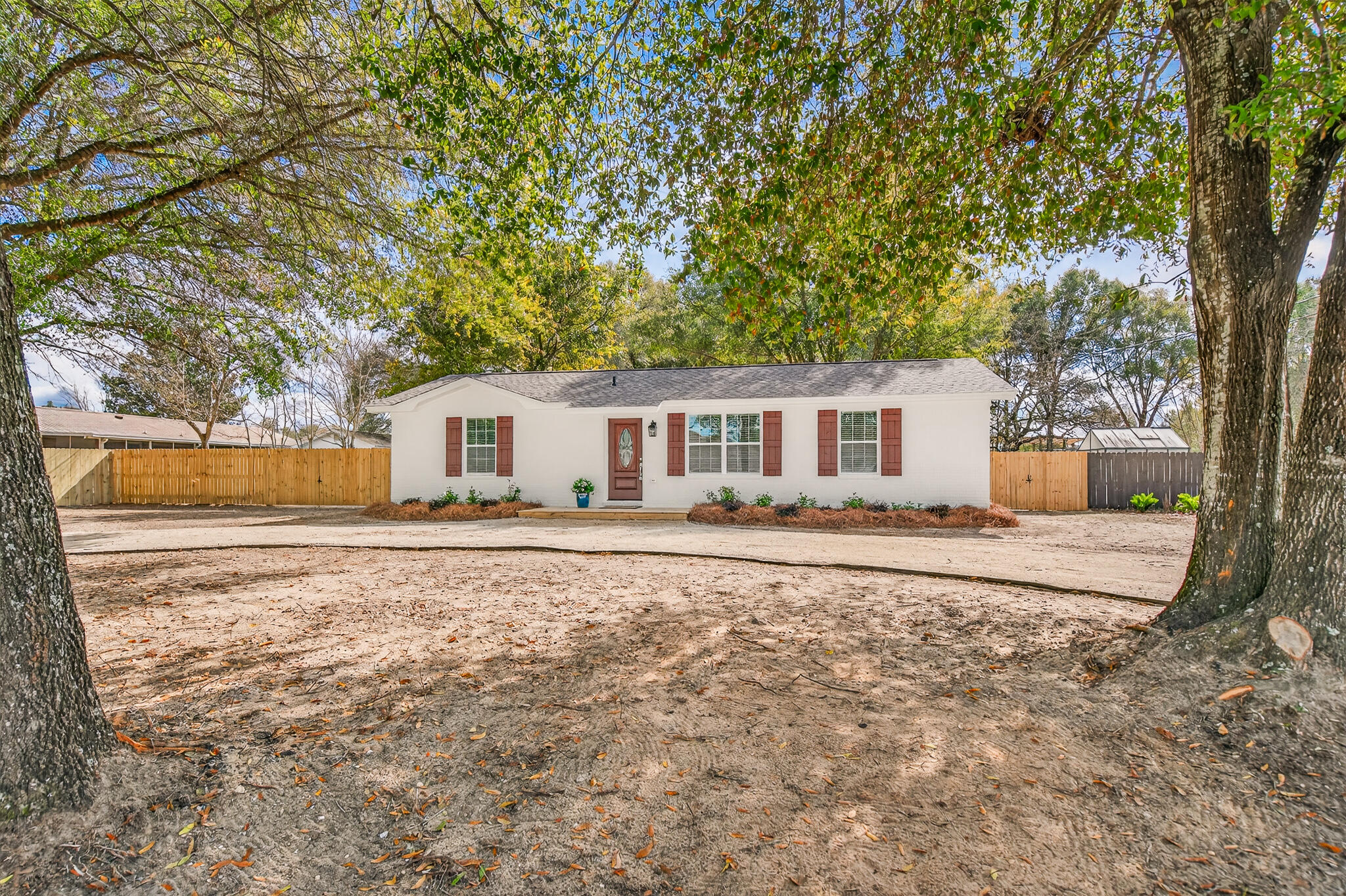 CRESTVIEW - Residential