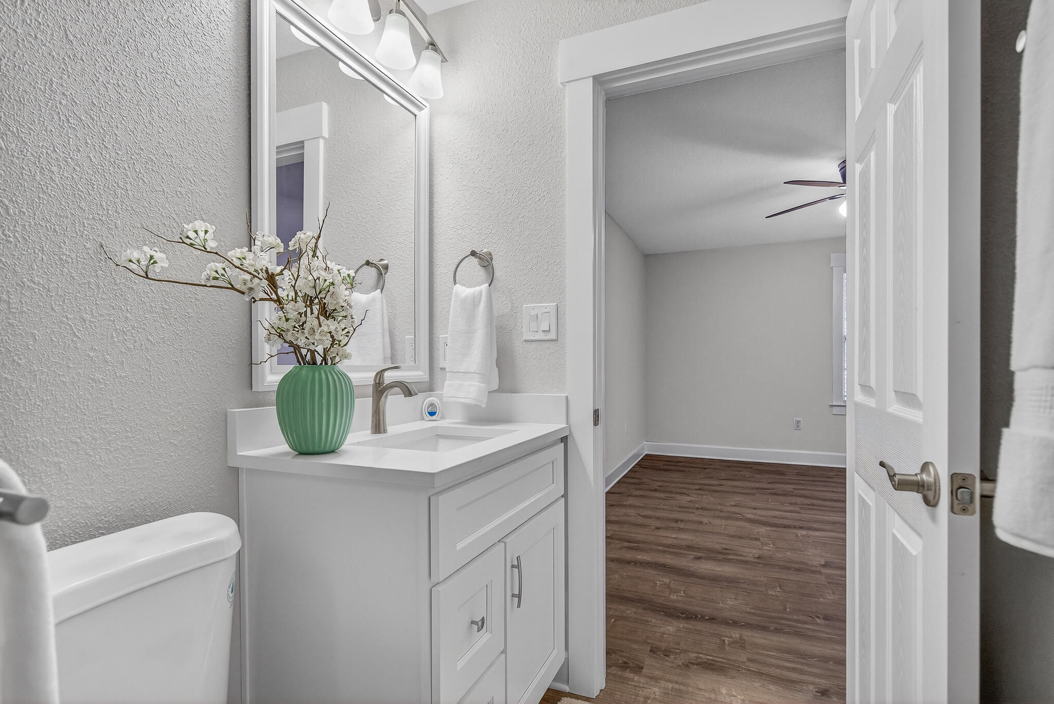 CRESTVIEW - Residential