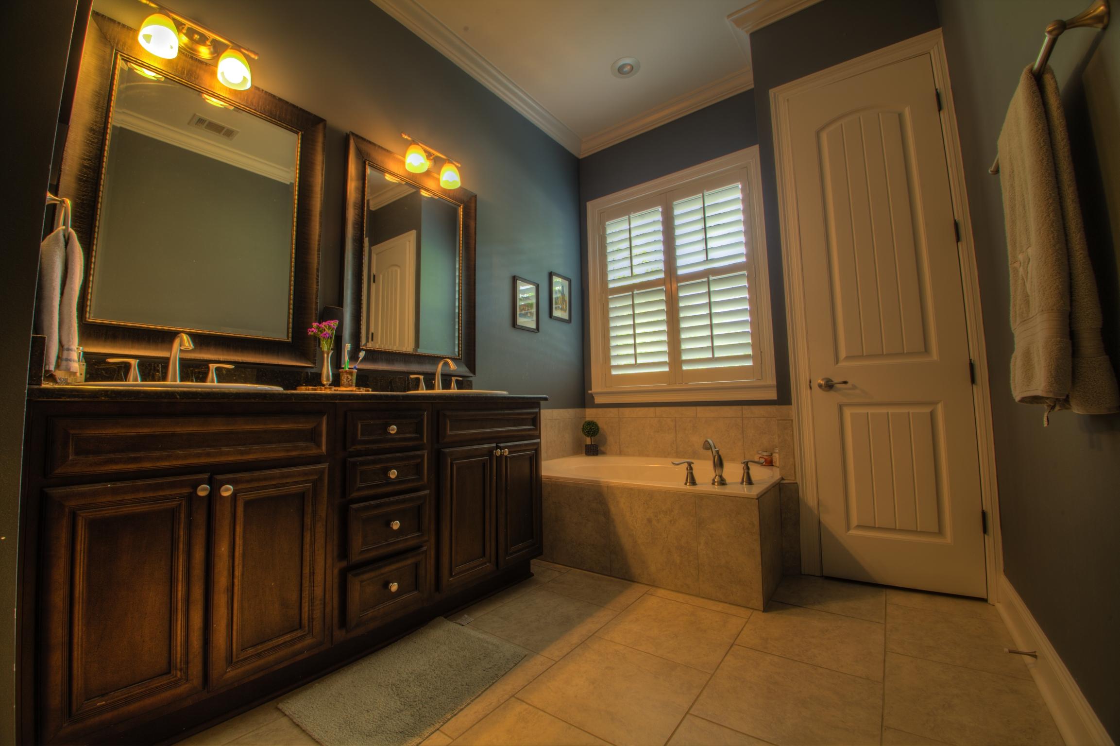 PARISH AT BLUEWATER POINT - Residential